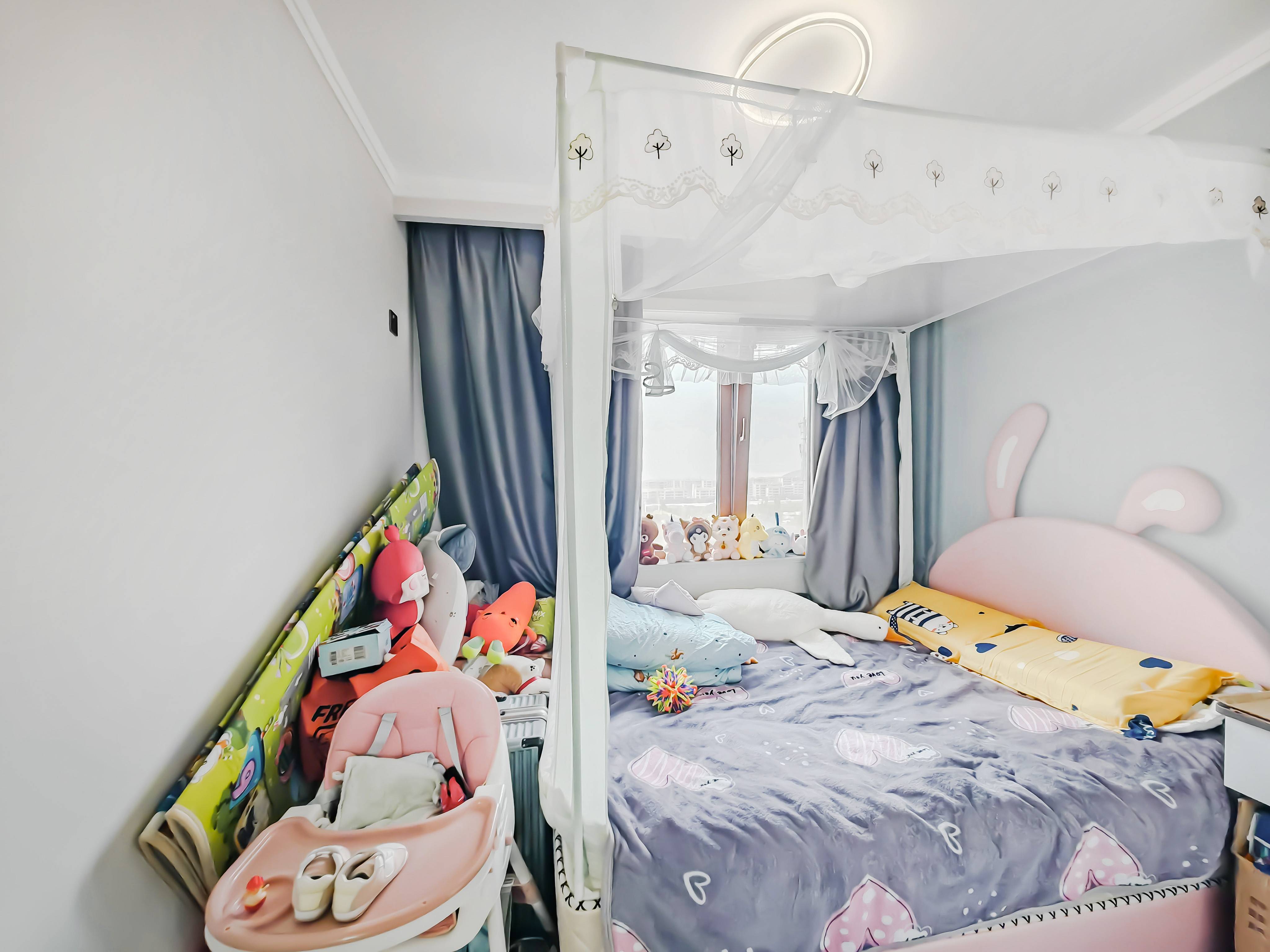 天鸿万象新天公园大道