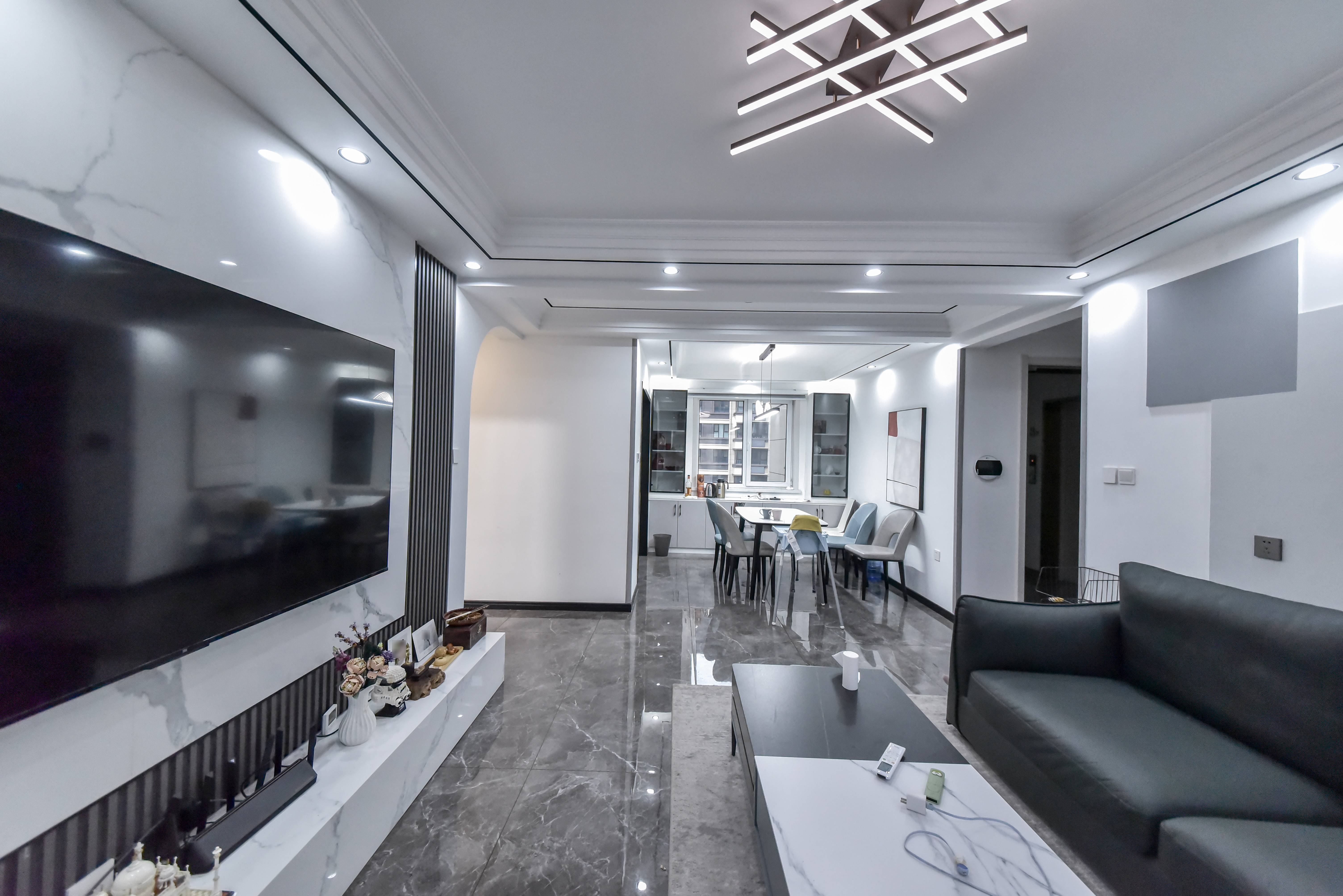  龙湖春江彼岸 南北