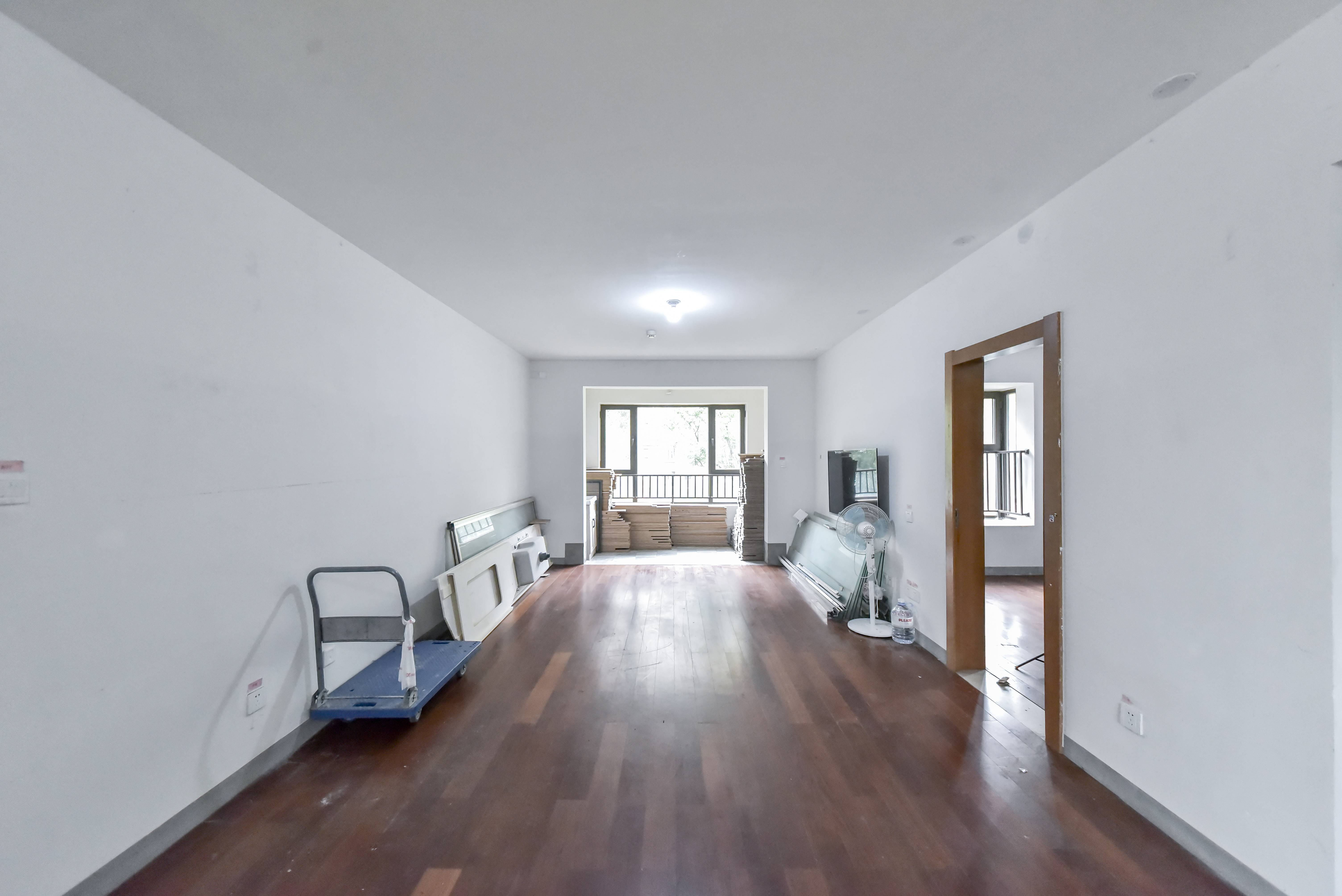  中新锦绣天地中苑四区 南北