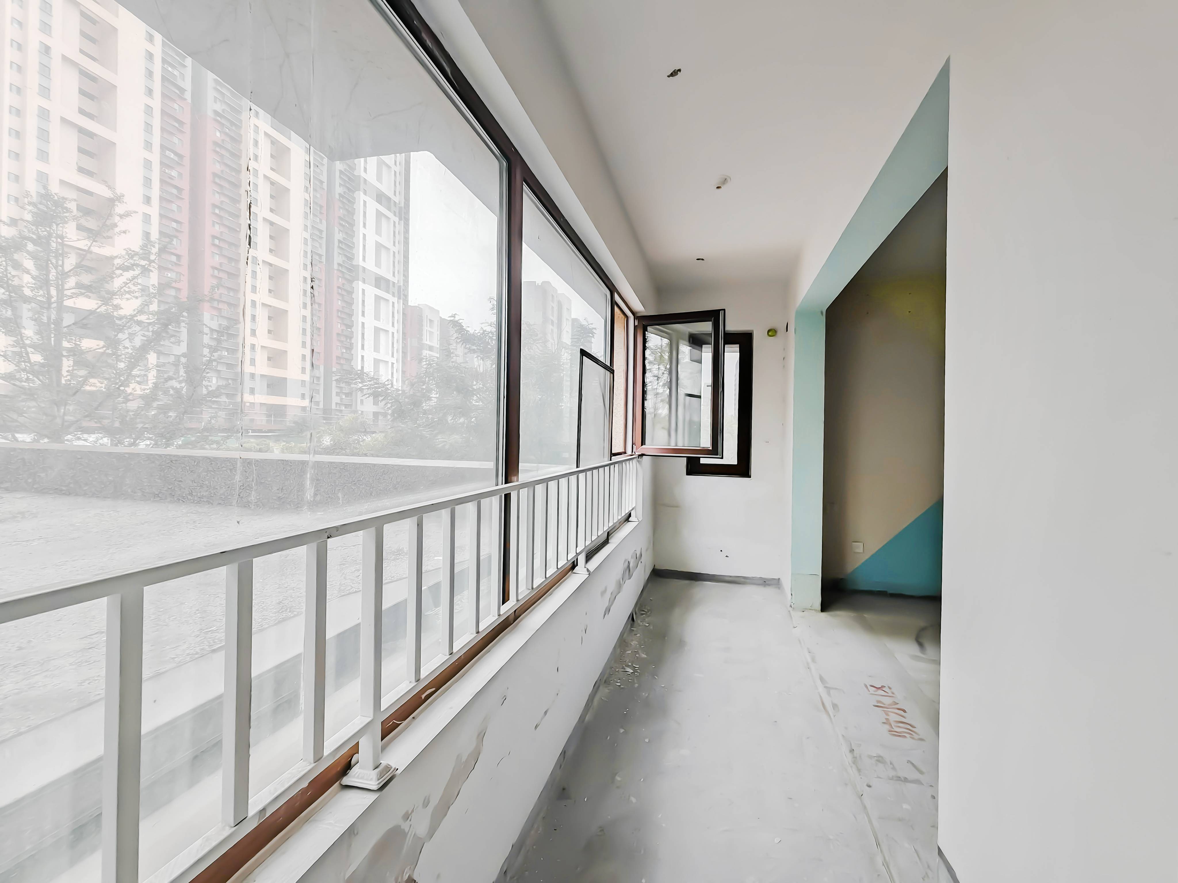 天鸿万象新天公园大道