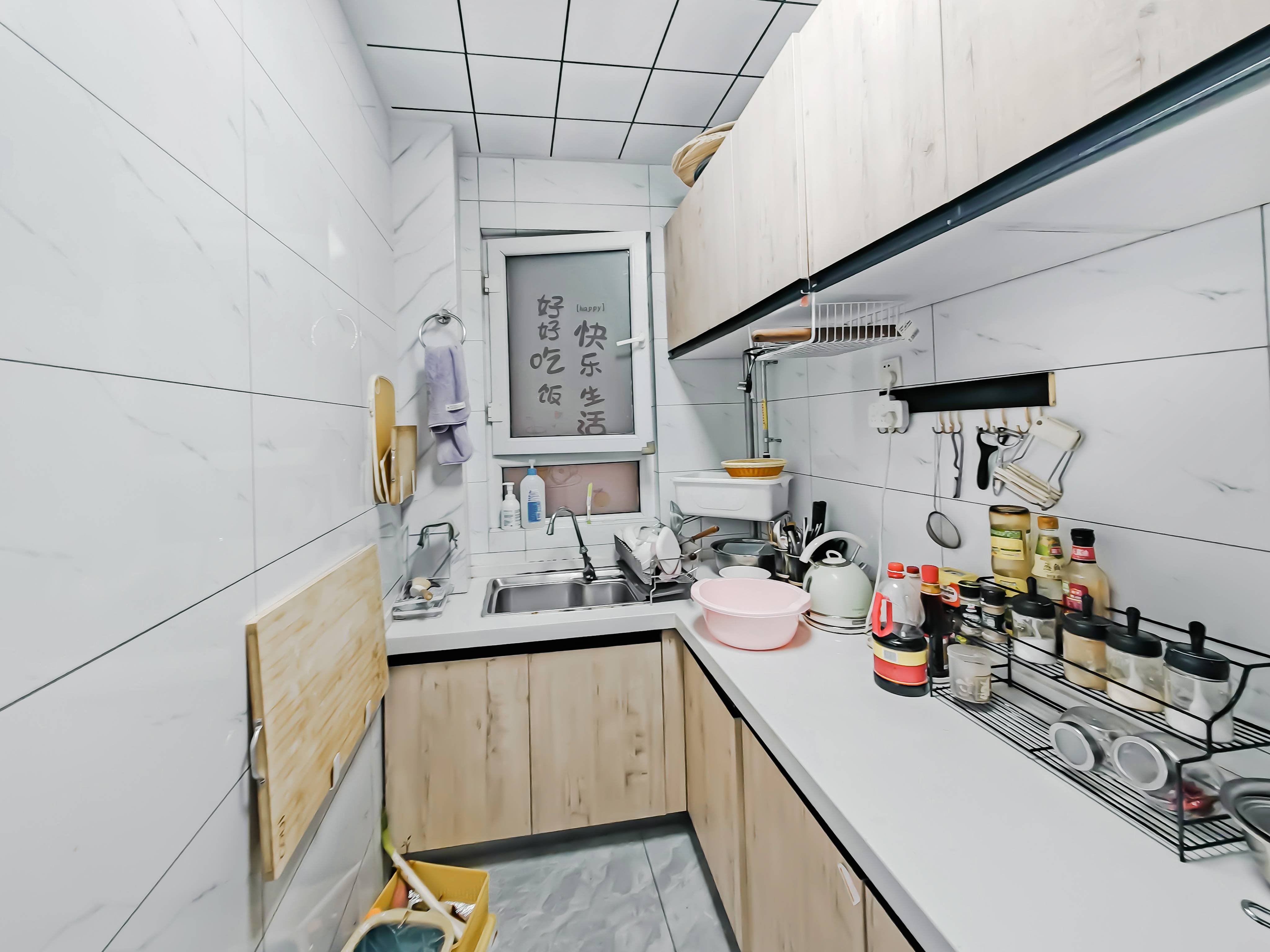 天鸿万象新天万卷府