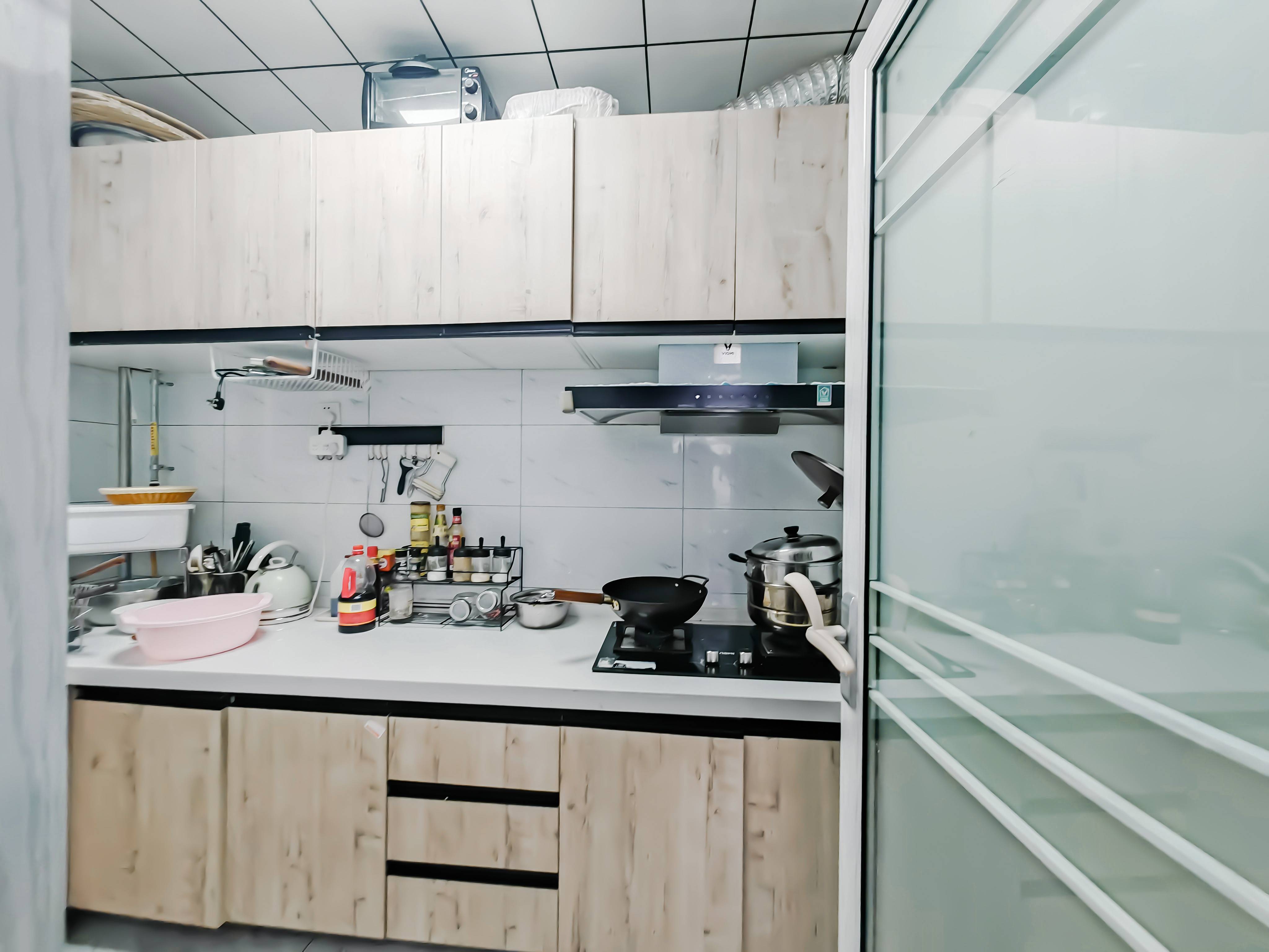 天鸿万象新天万卷府