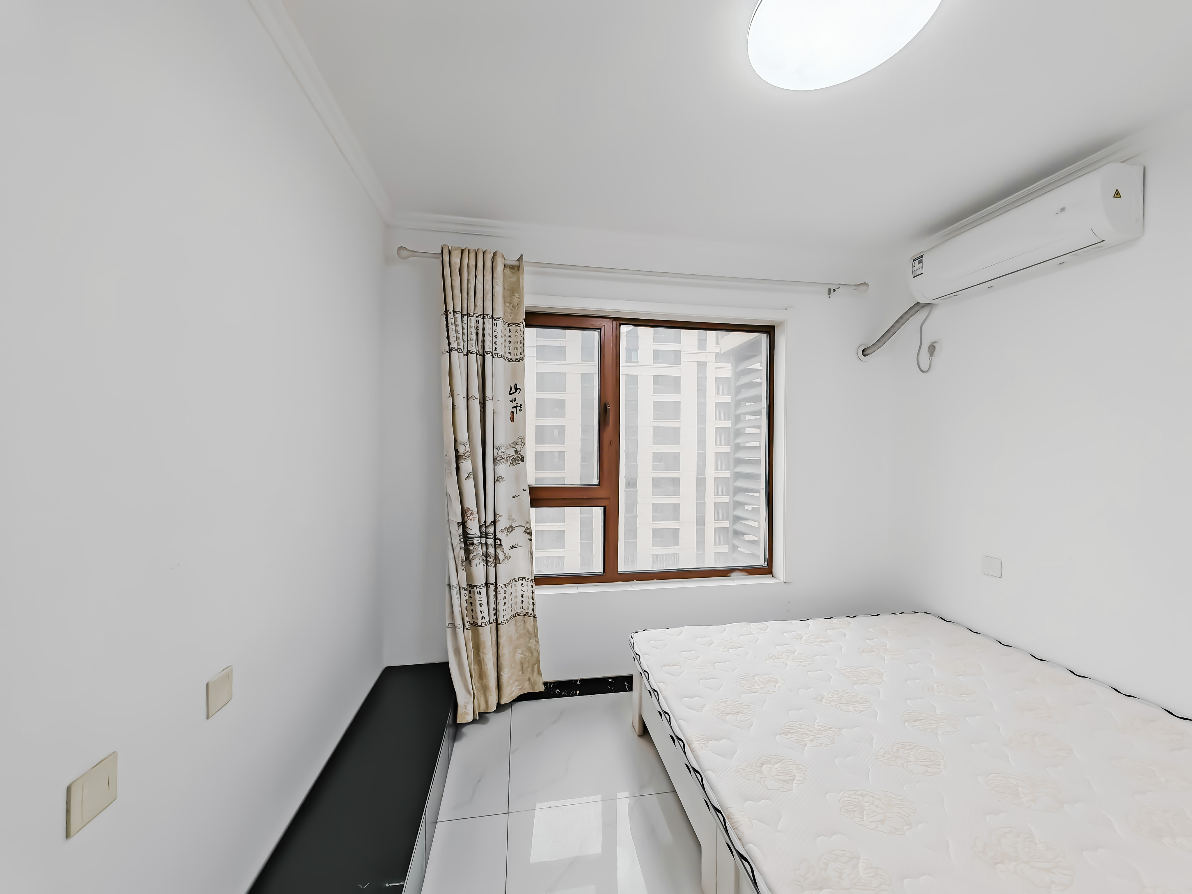 天鸿万象新天公园大道