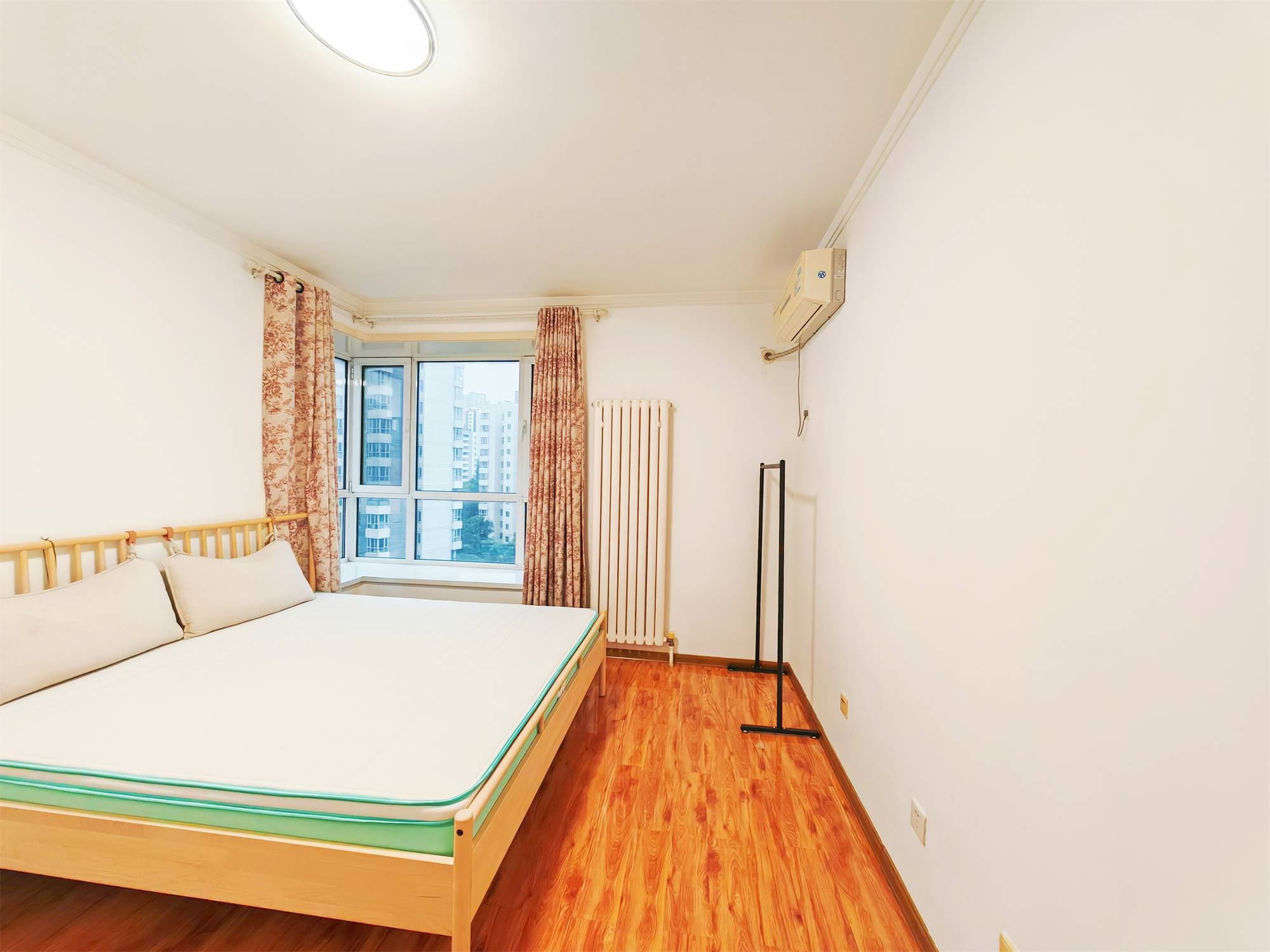 鲁能领秀城B区（十一区）