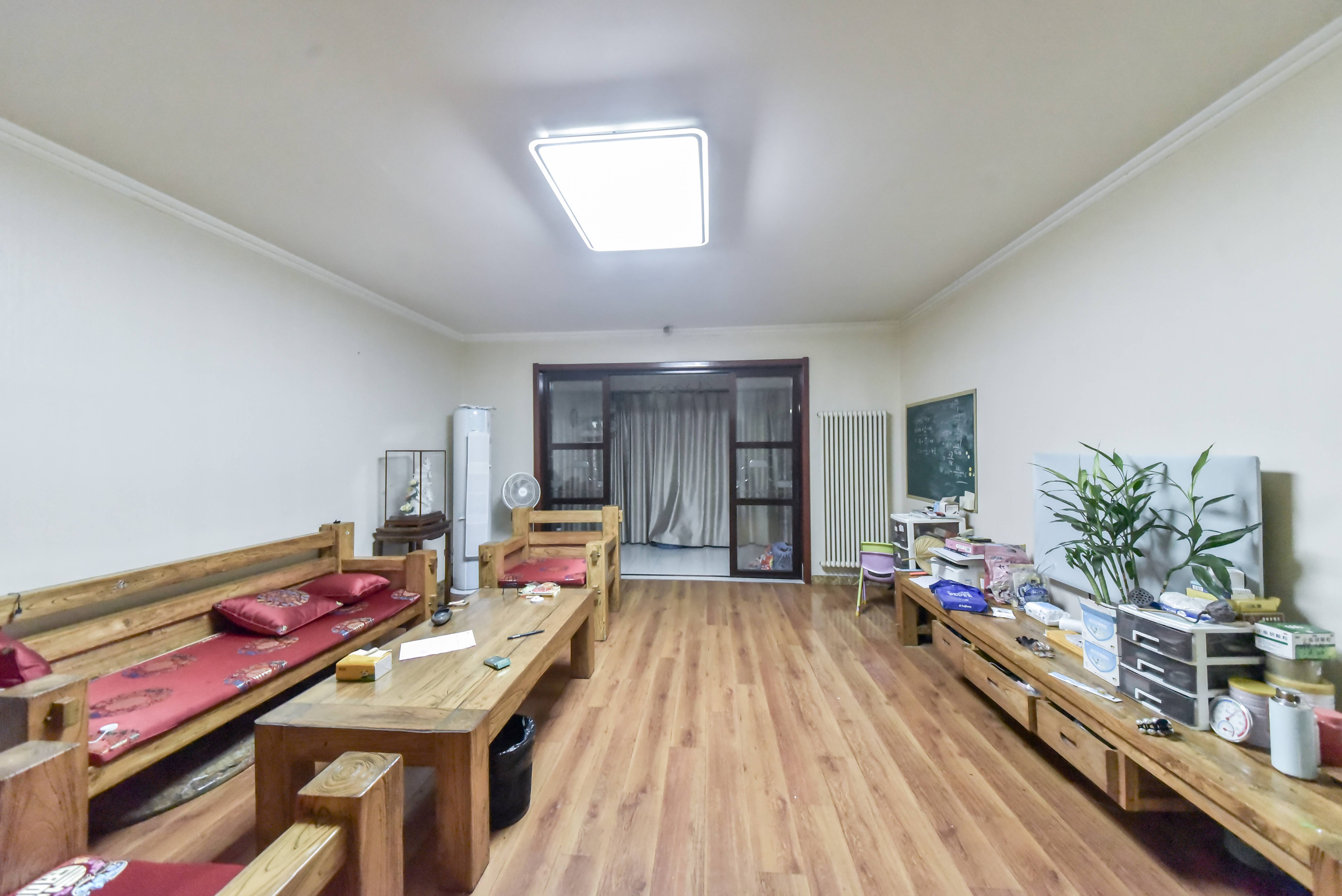  三箭汇福山庄 南北