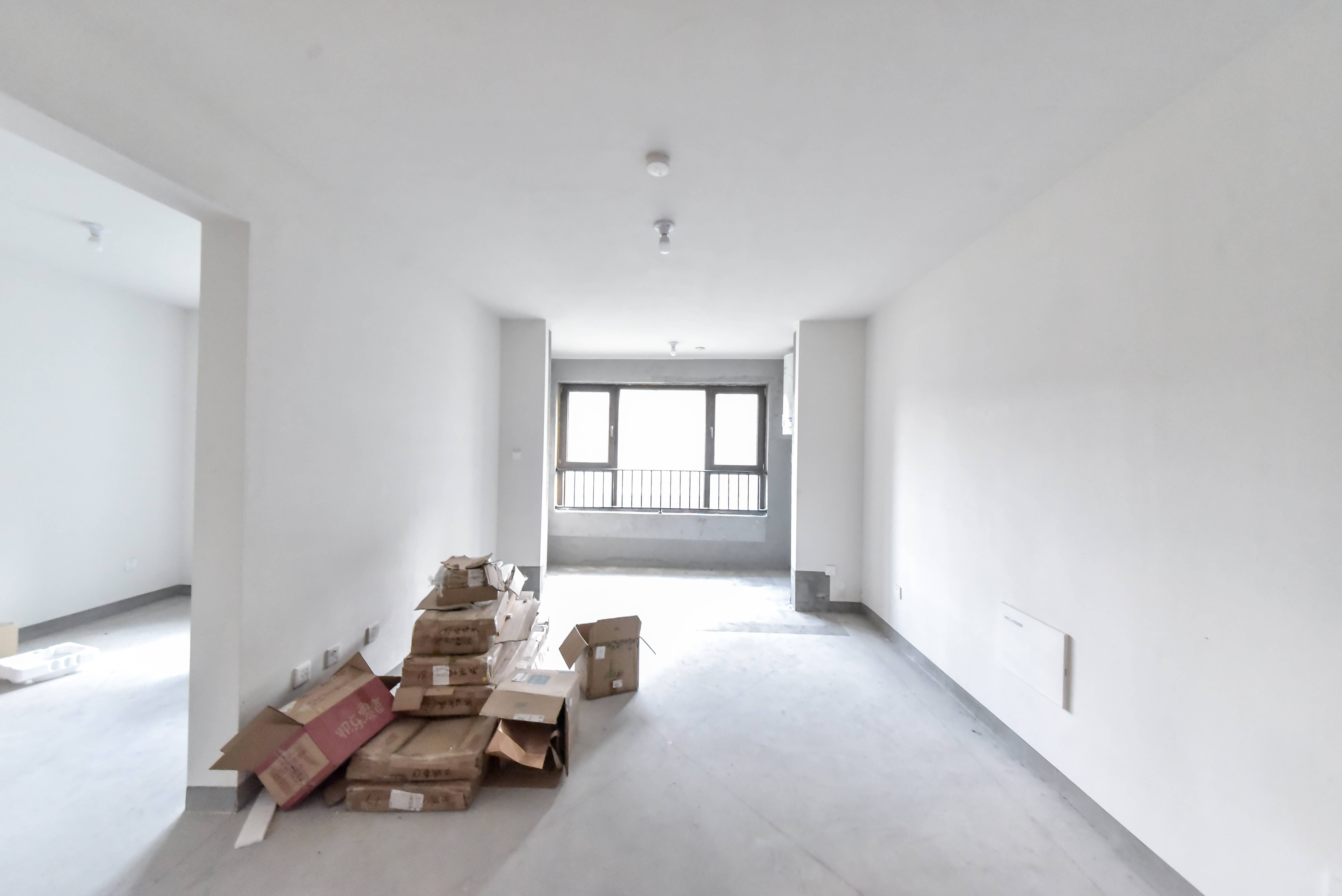  龙湖龙誉城 南北