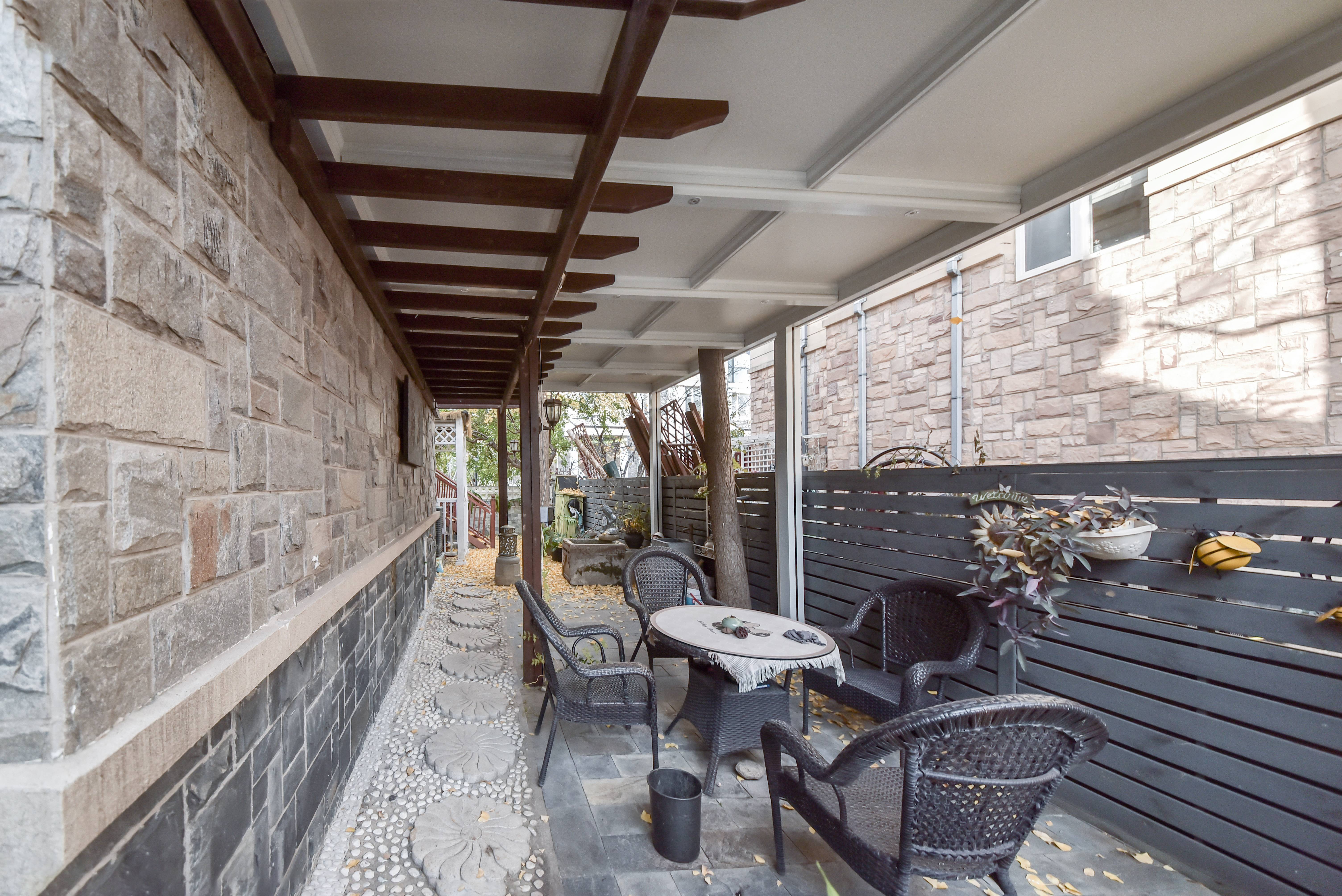 鲁信蟠龙山花园