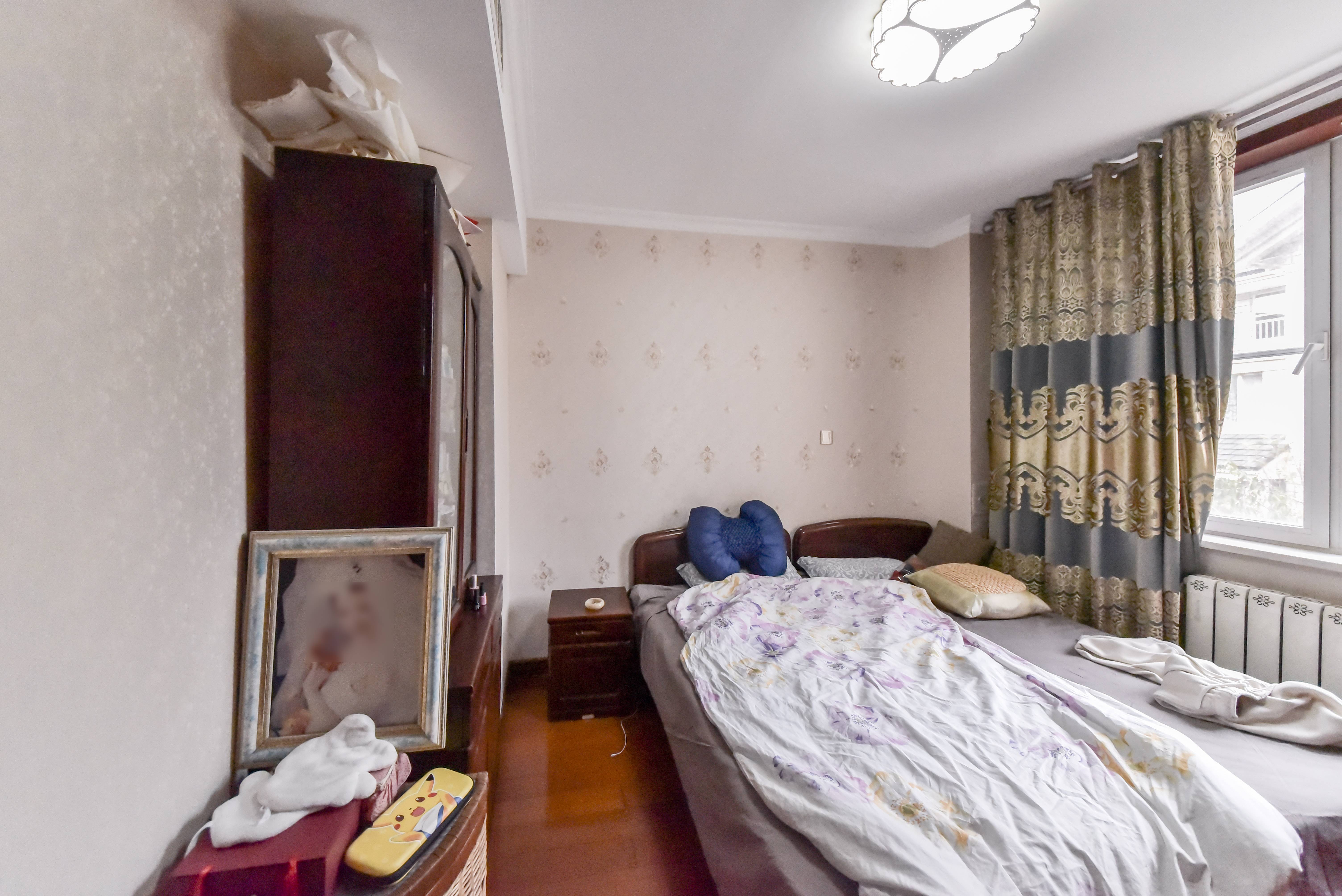 鲁信蟠龙山花园