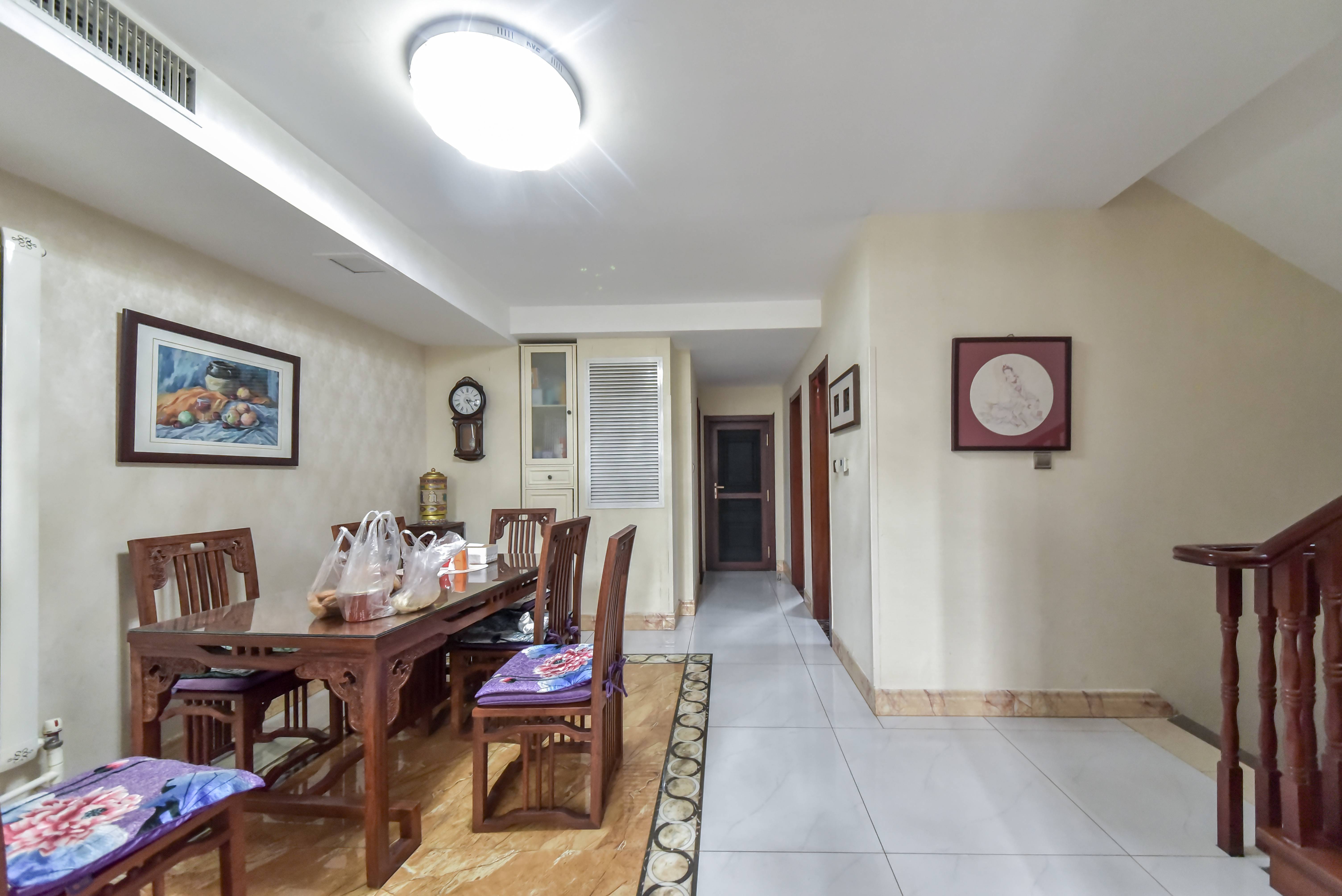 鲁信蟠龙山花园