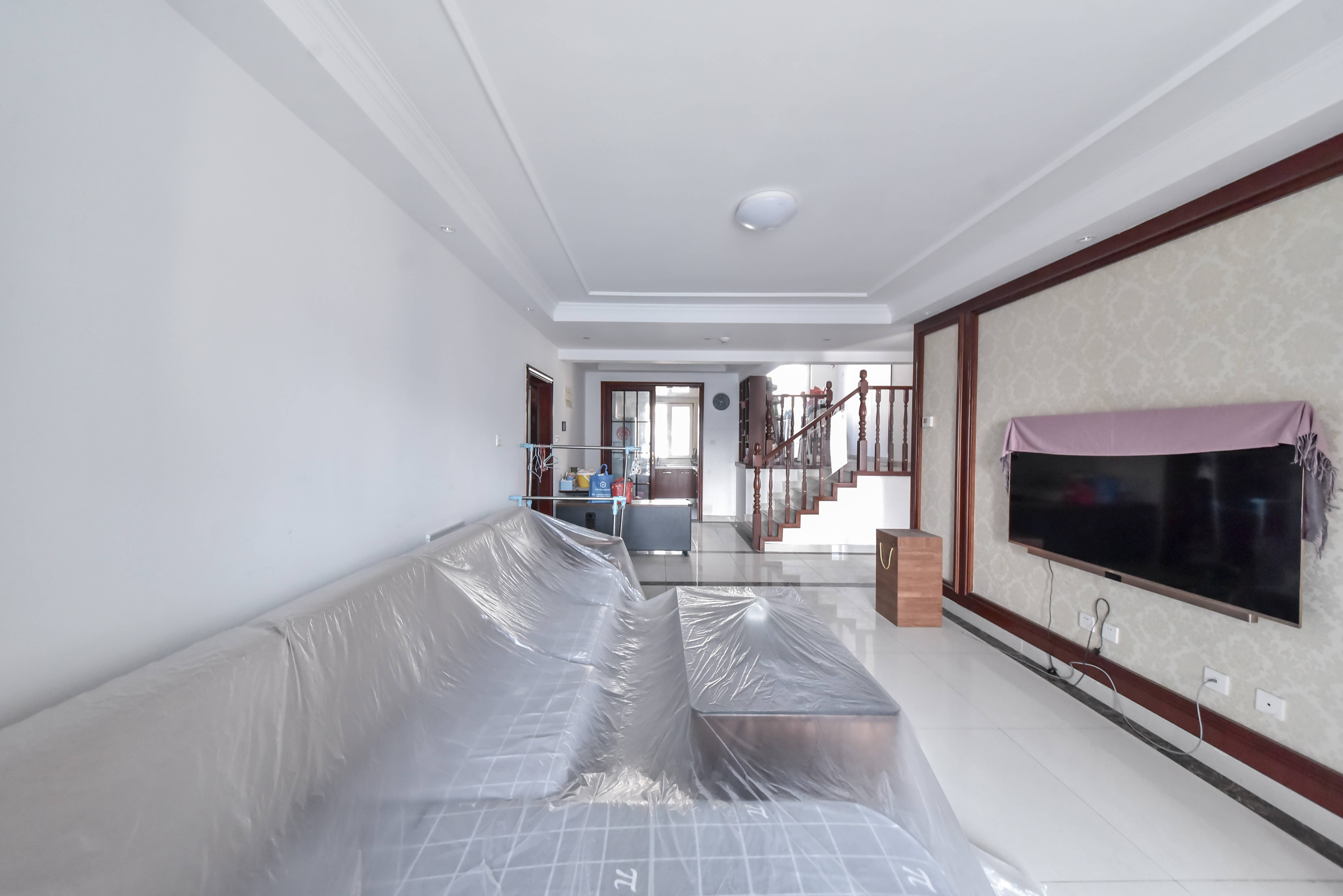  碧桂园·翡翠雅郡 南北