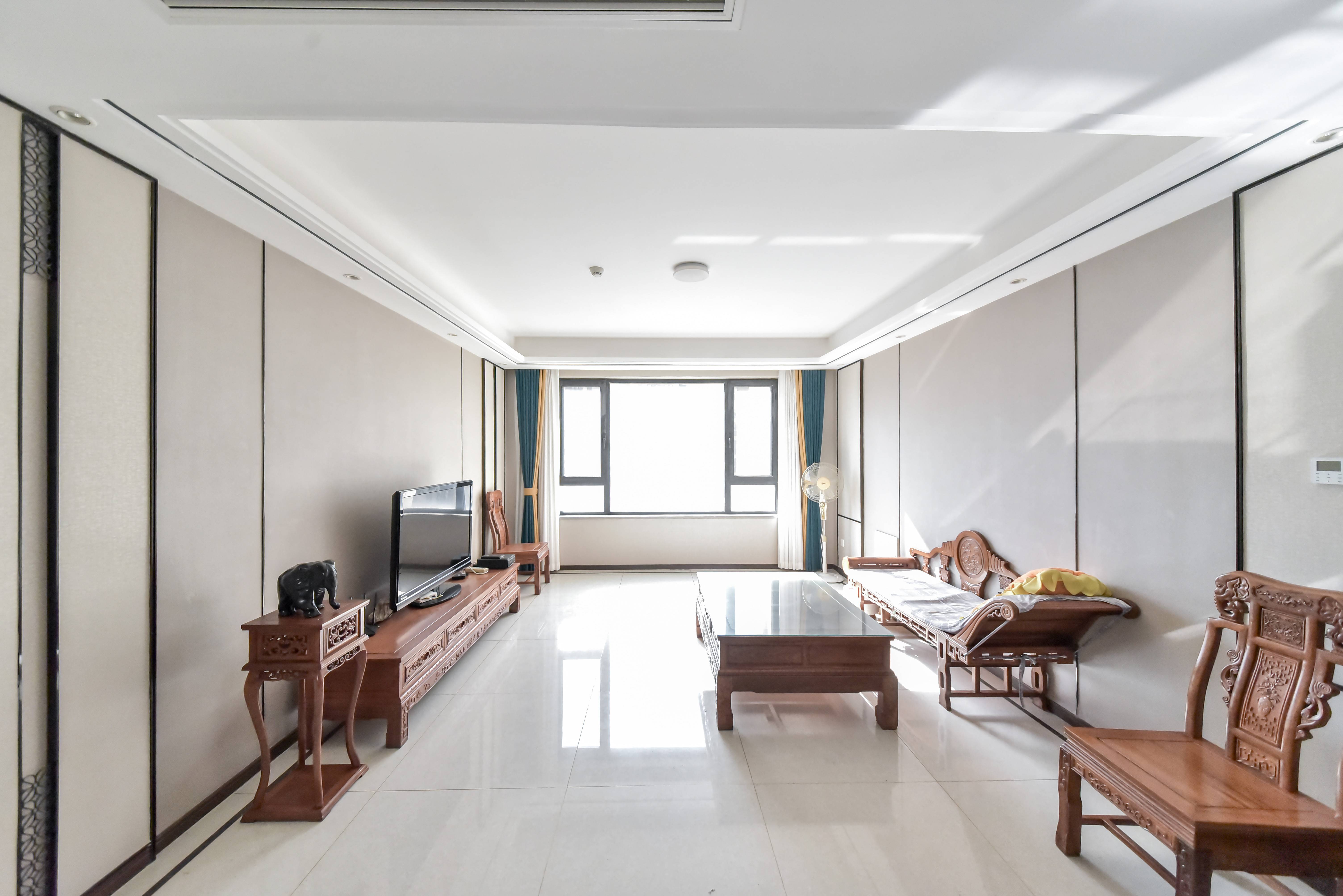  融创文旅城云锦园 南北