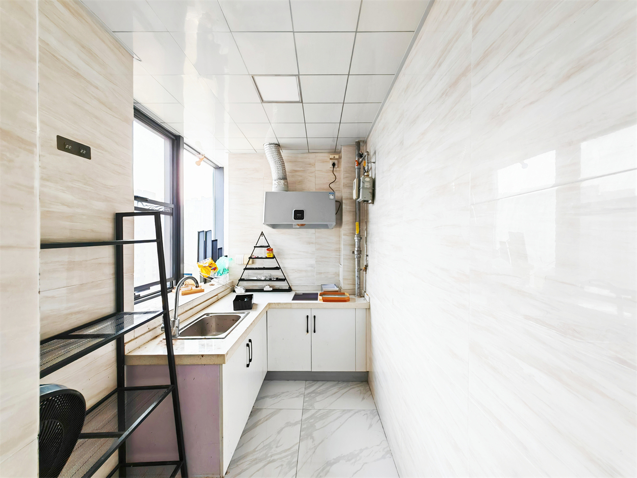 鲁能领秀城贵和金街