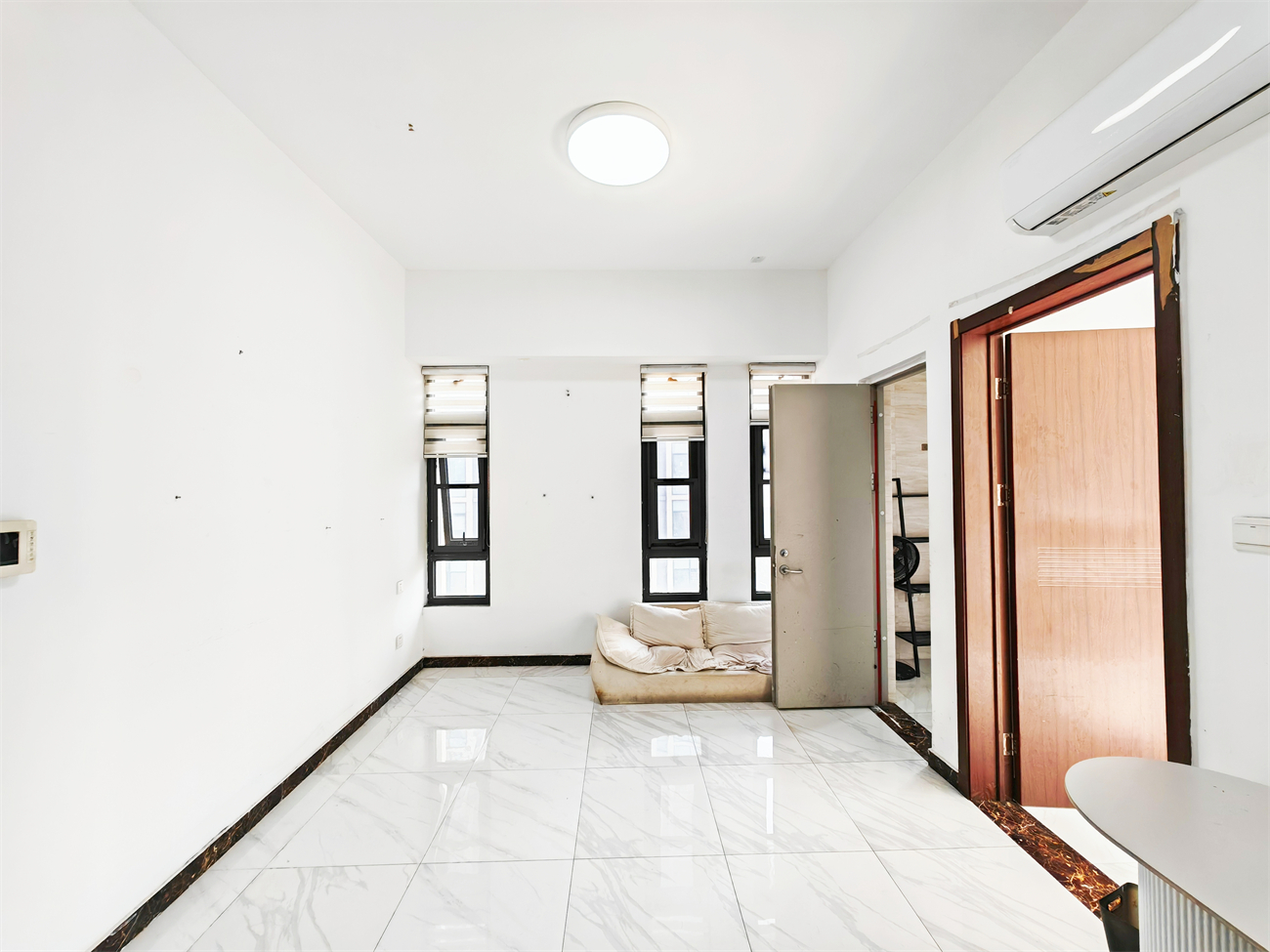 鲁能领秀城贵和金街