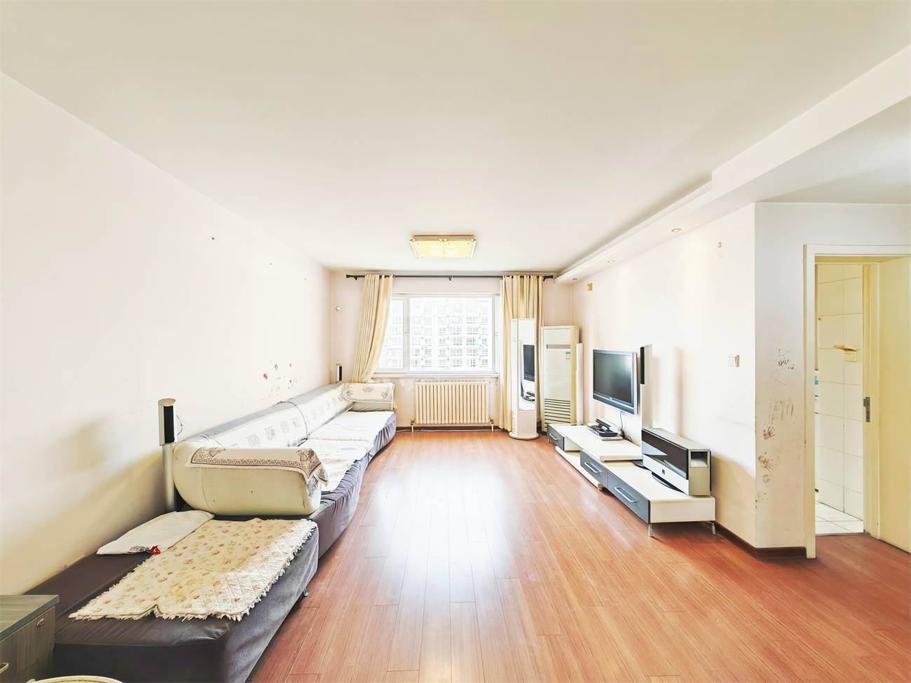  伟东新都（一区）贵都 南北