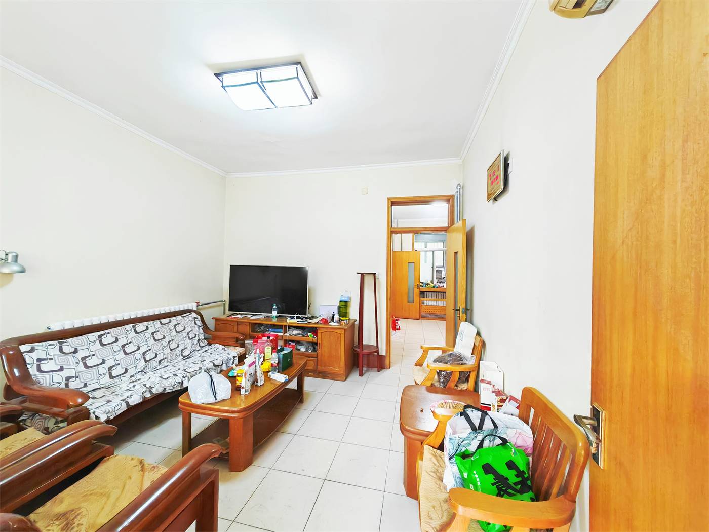  玉函路35号南区东村 南北