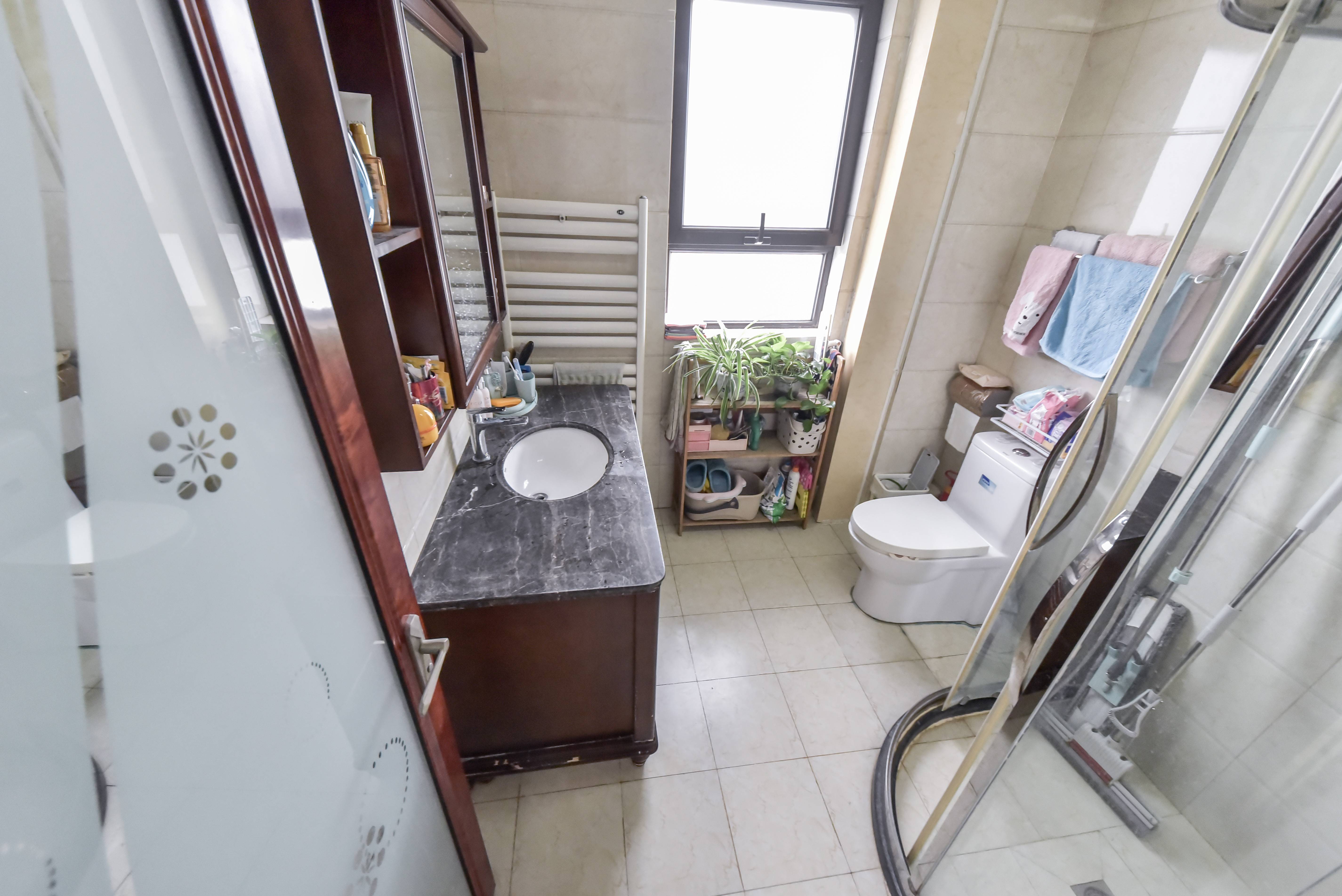 银丰唐郡荷花园