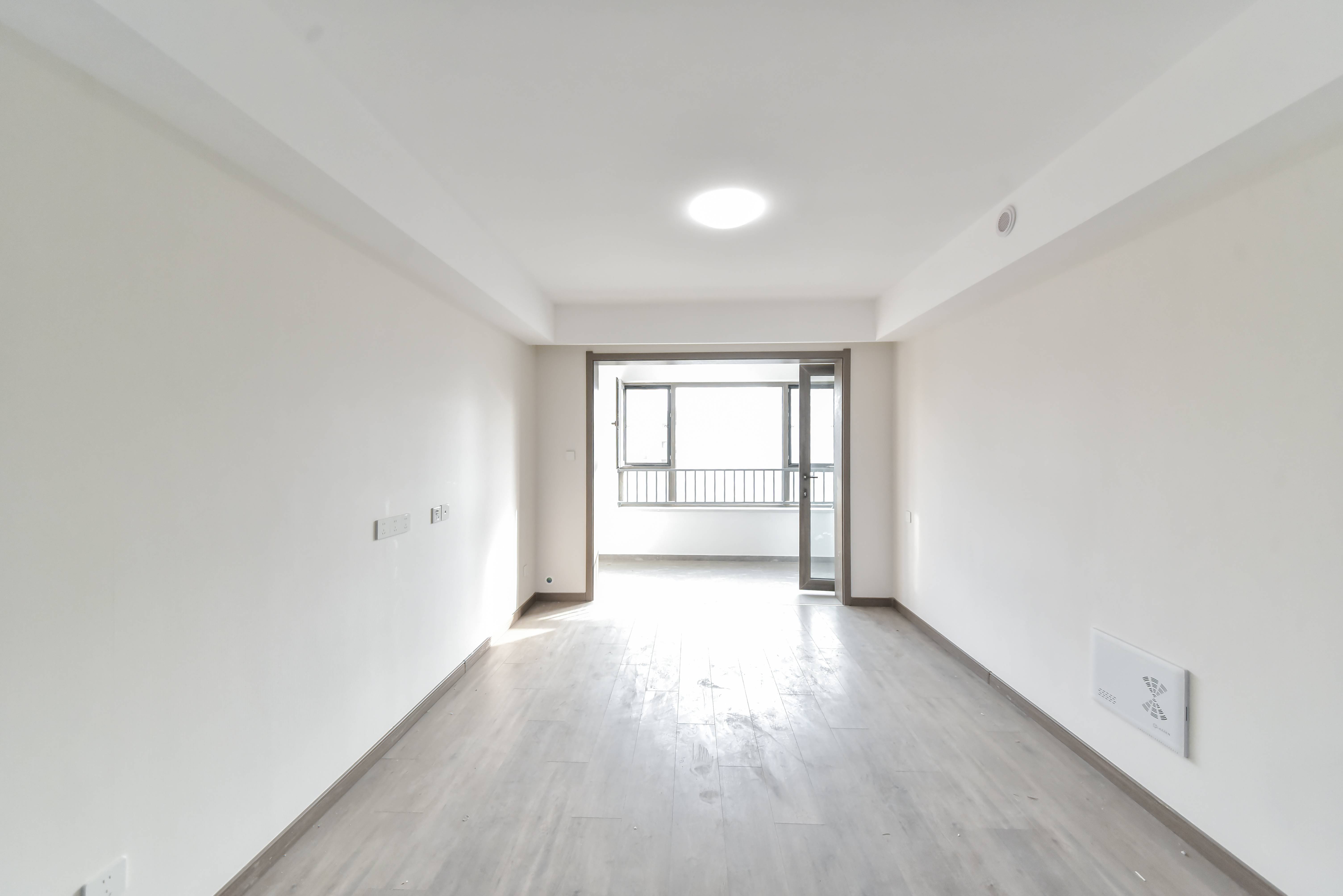  雪山万科城 南北