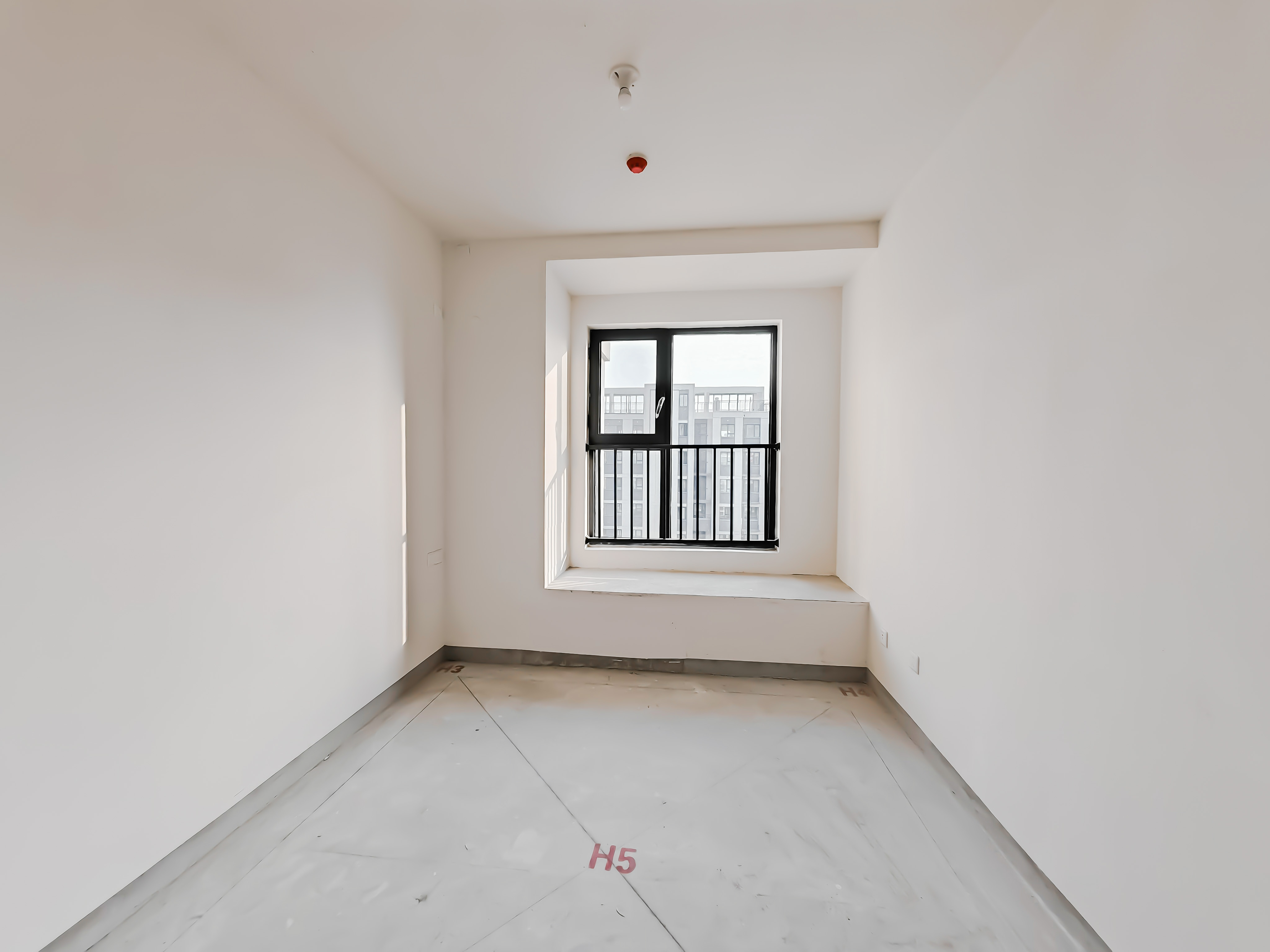 中建蔚蓝之城山茶园