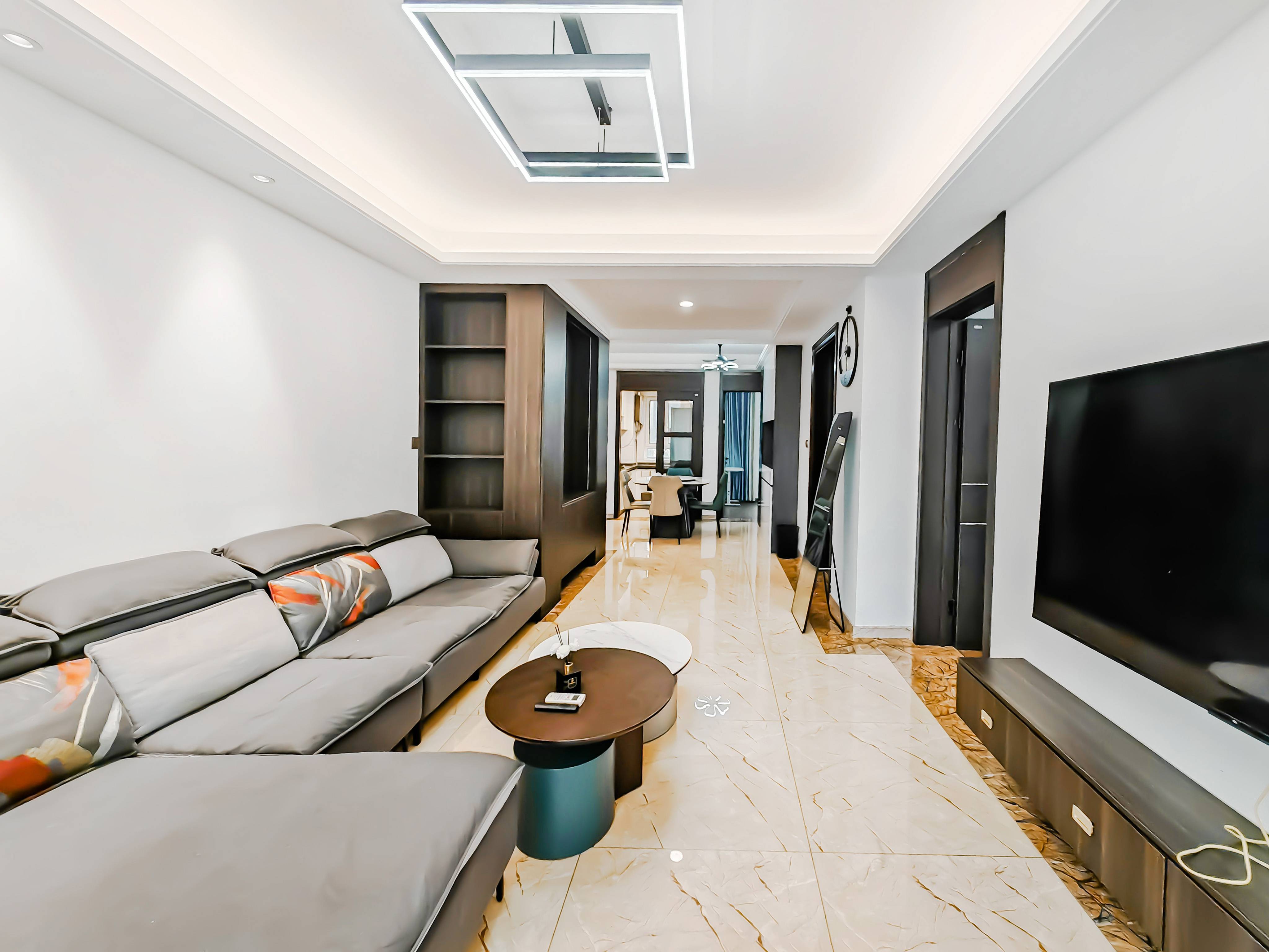  碧桂园凤凰首府 南北