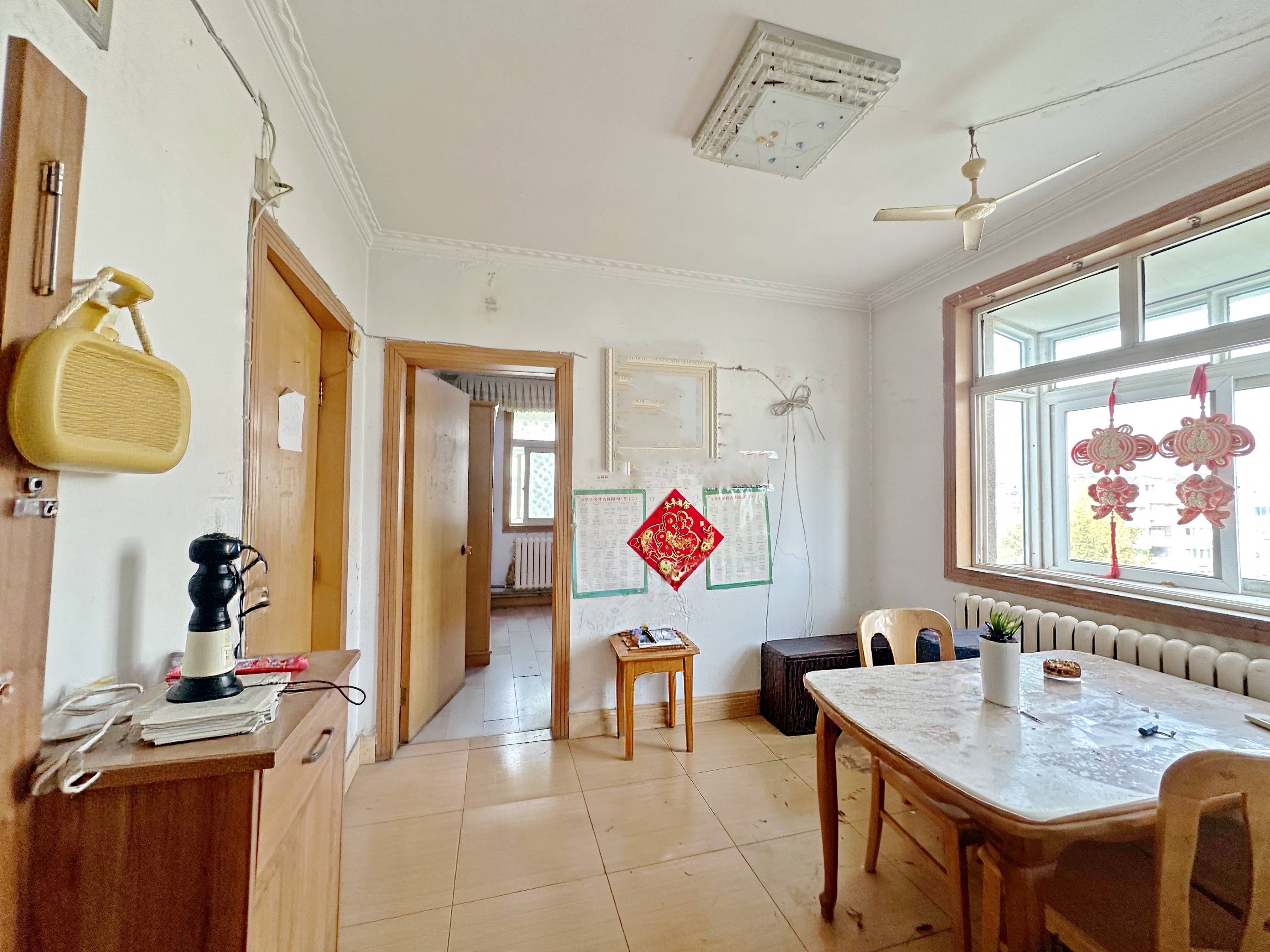  郎茂山小区 南北