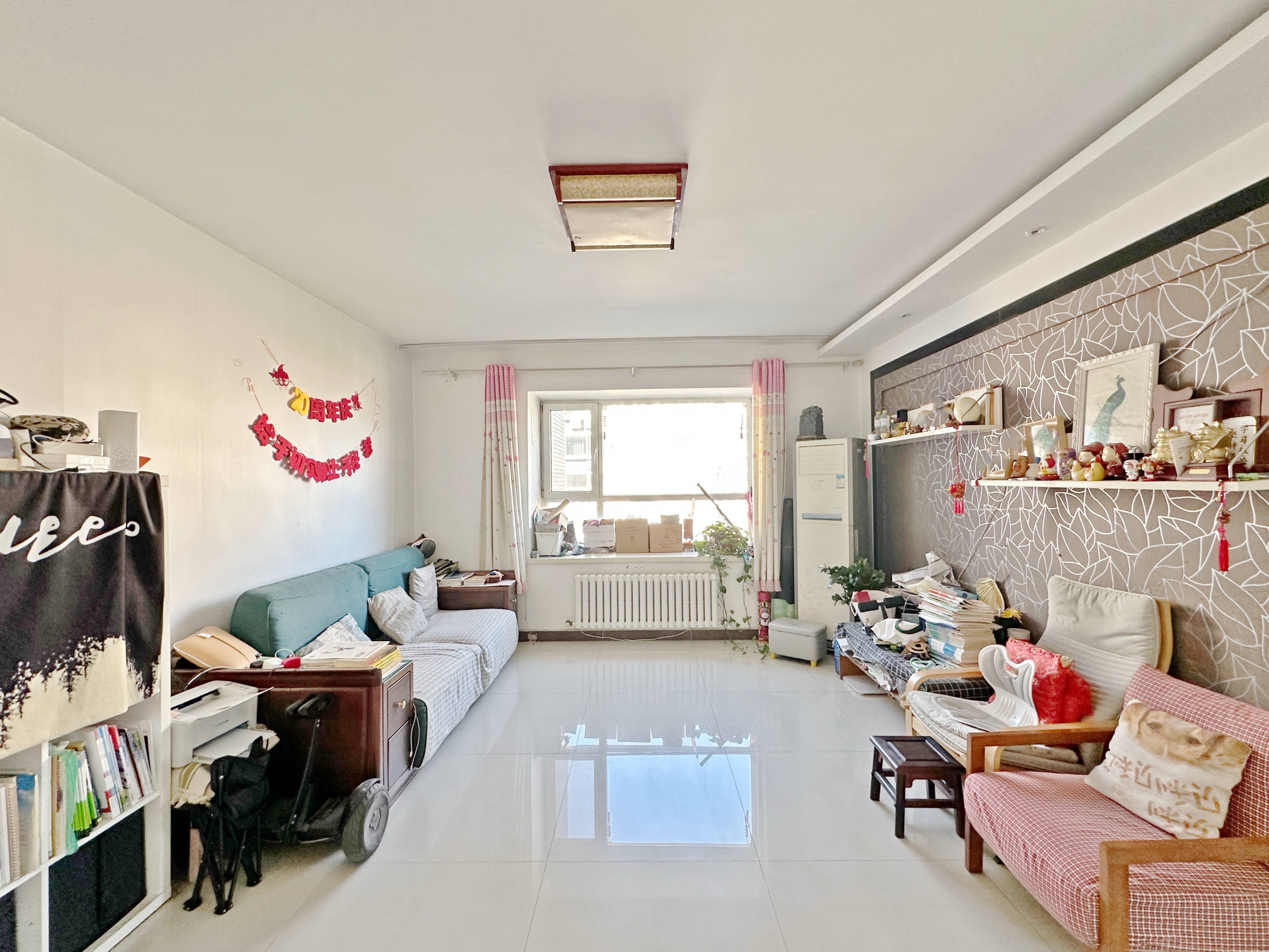 卧龙花园龙泰苑