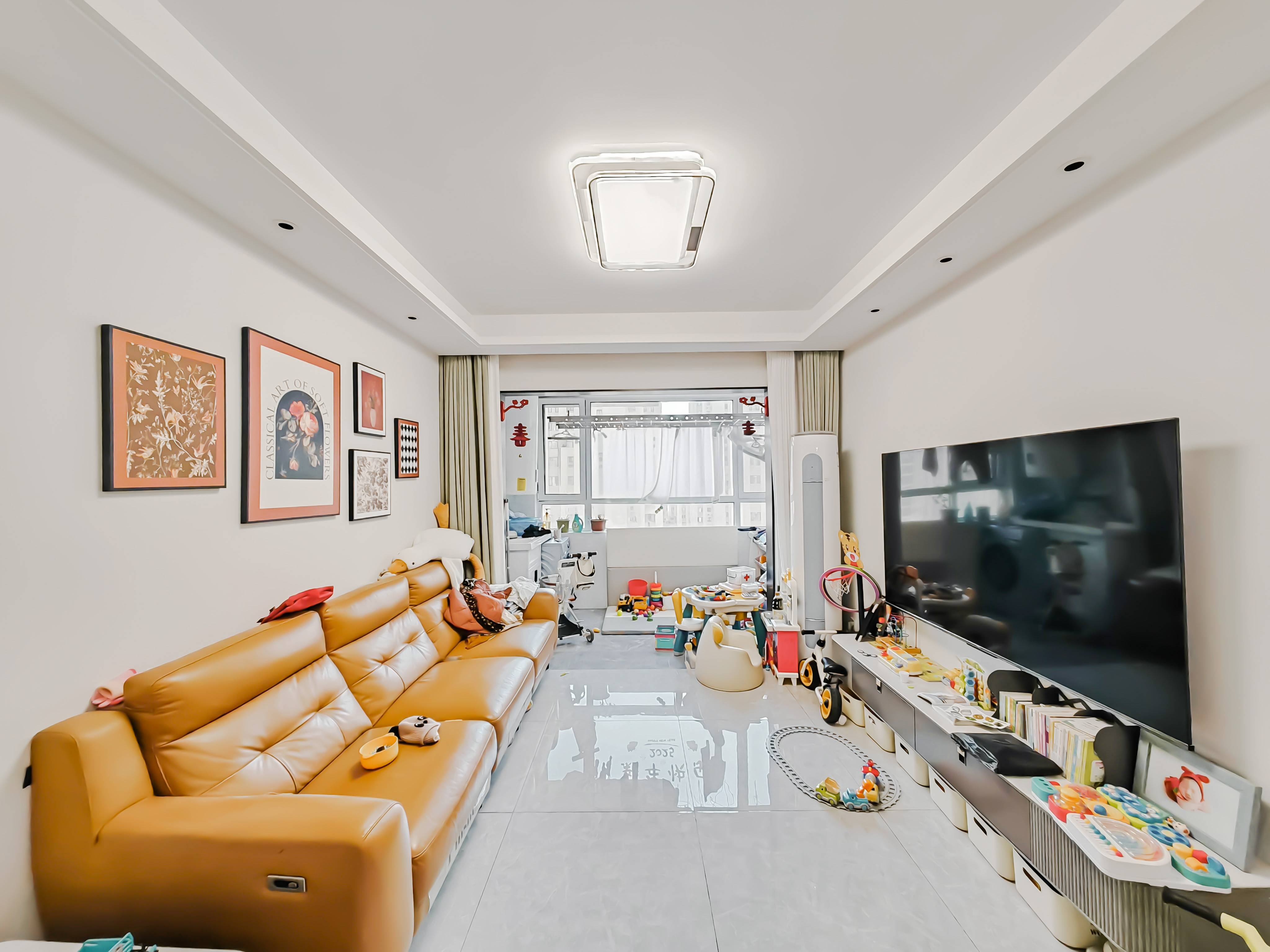  碧桂园都荟府 南北