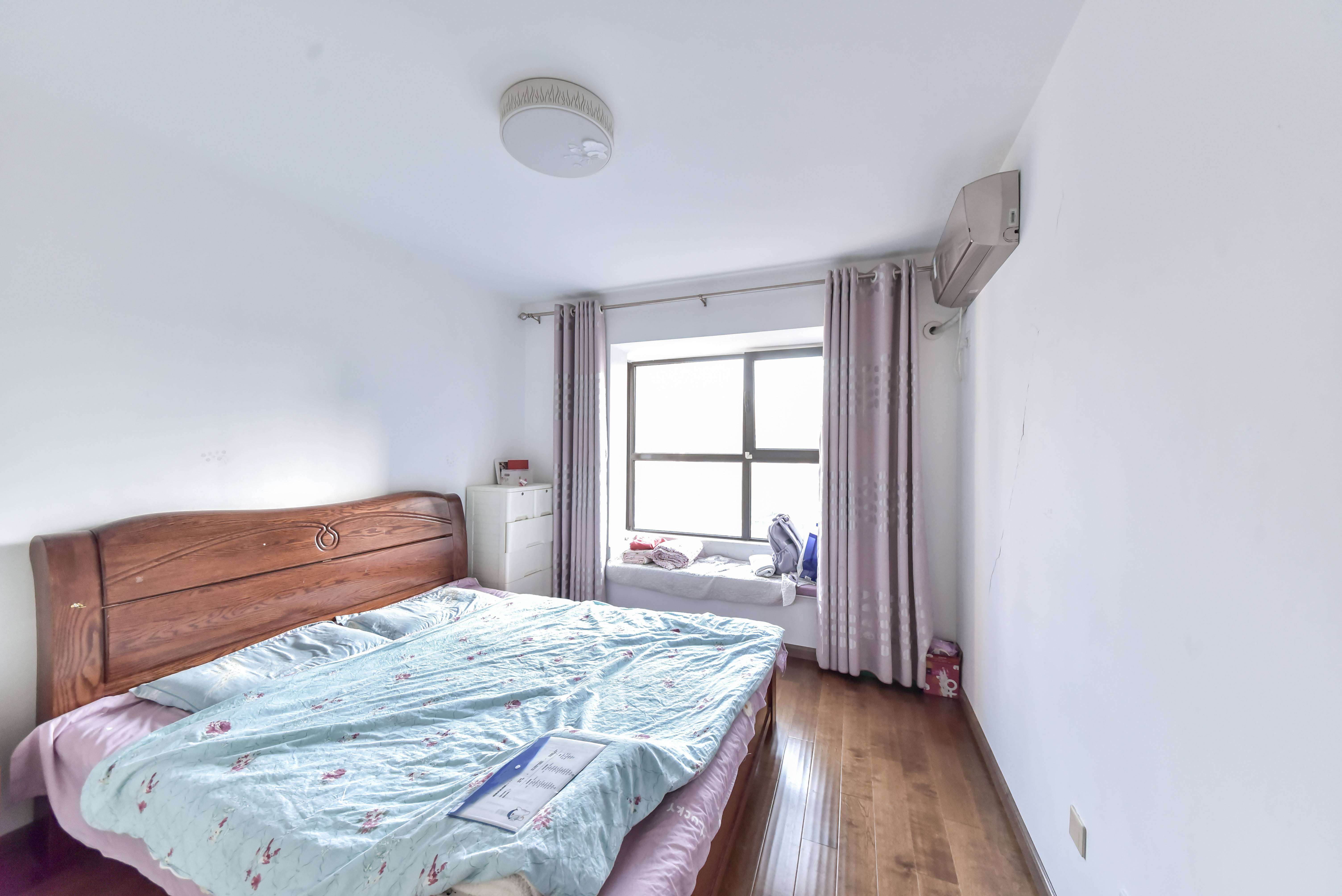 银丰唐郡荷花园