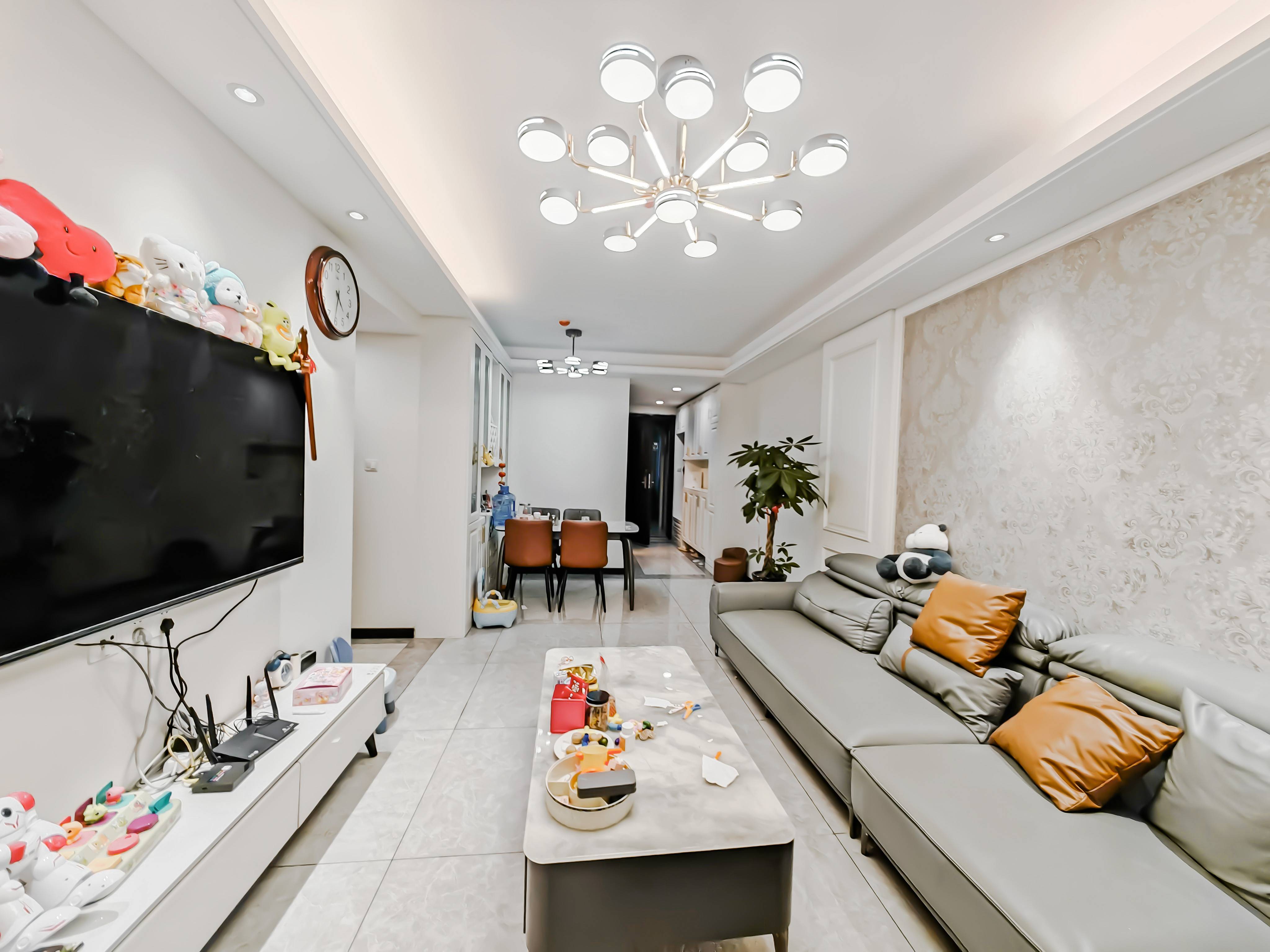  碧桂园凤凰首府 南北