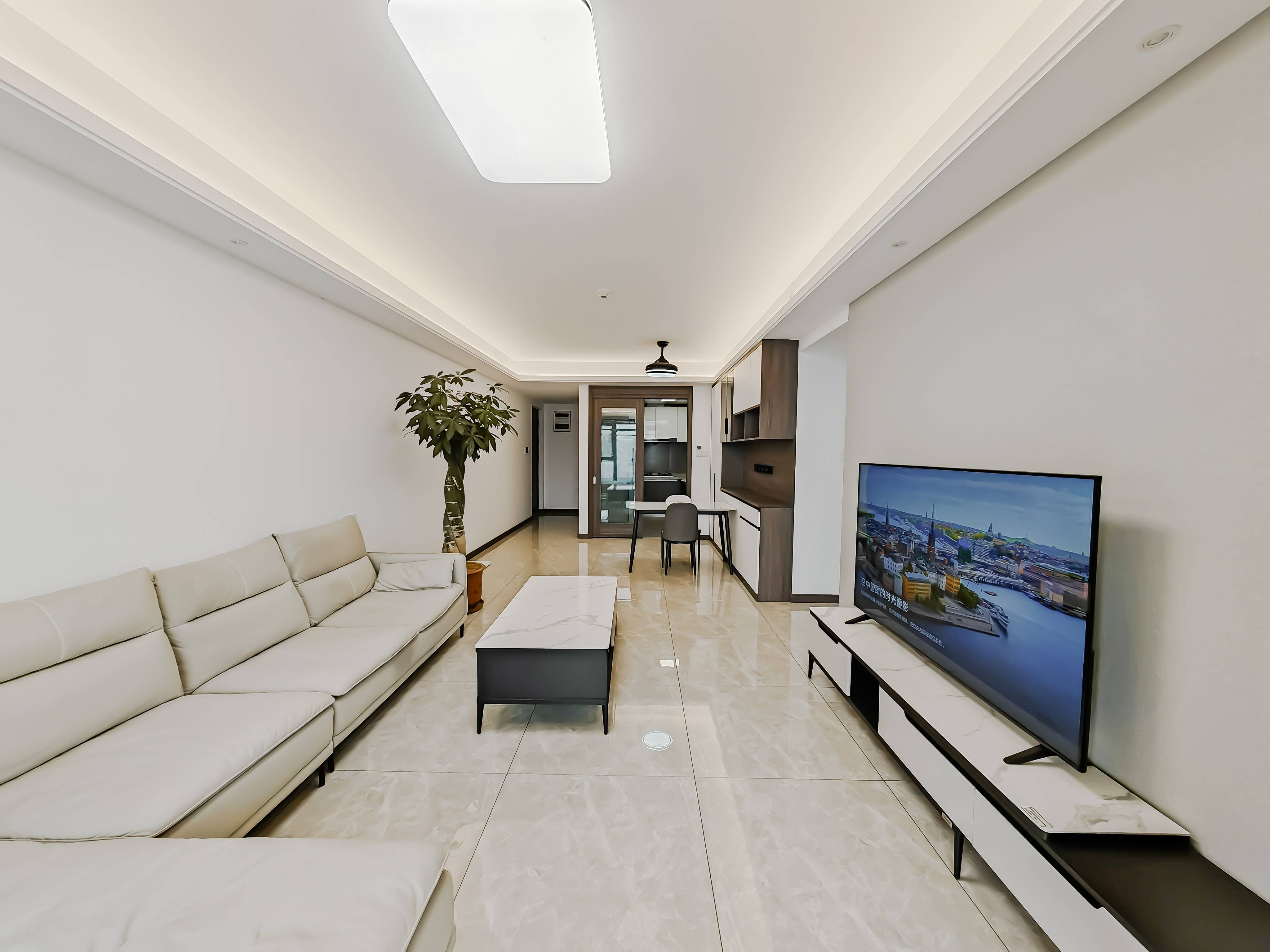  万科魅力之城 南北