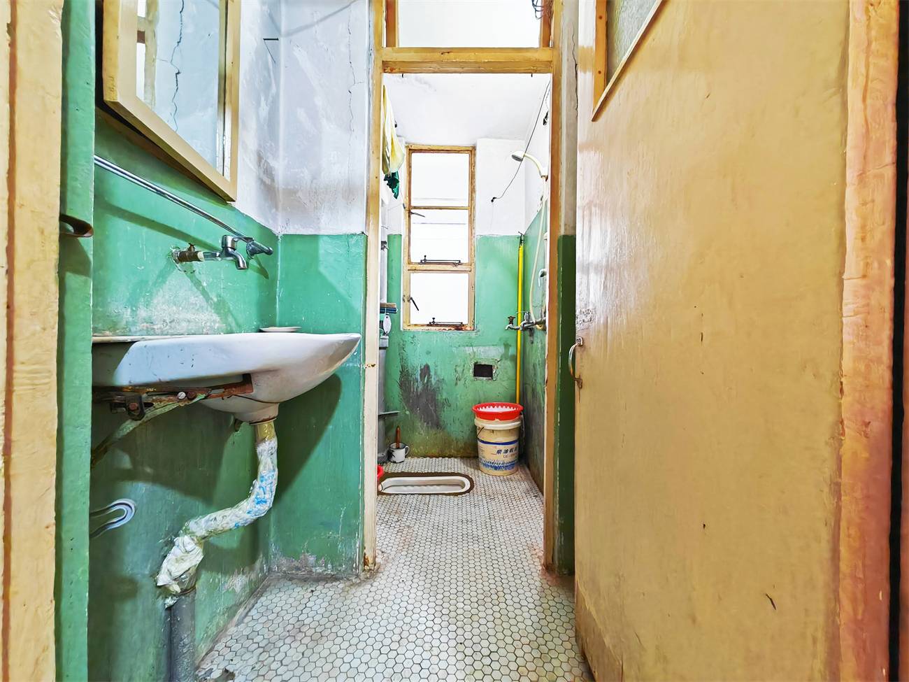 英雄山路警官医院宿舍