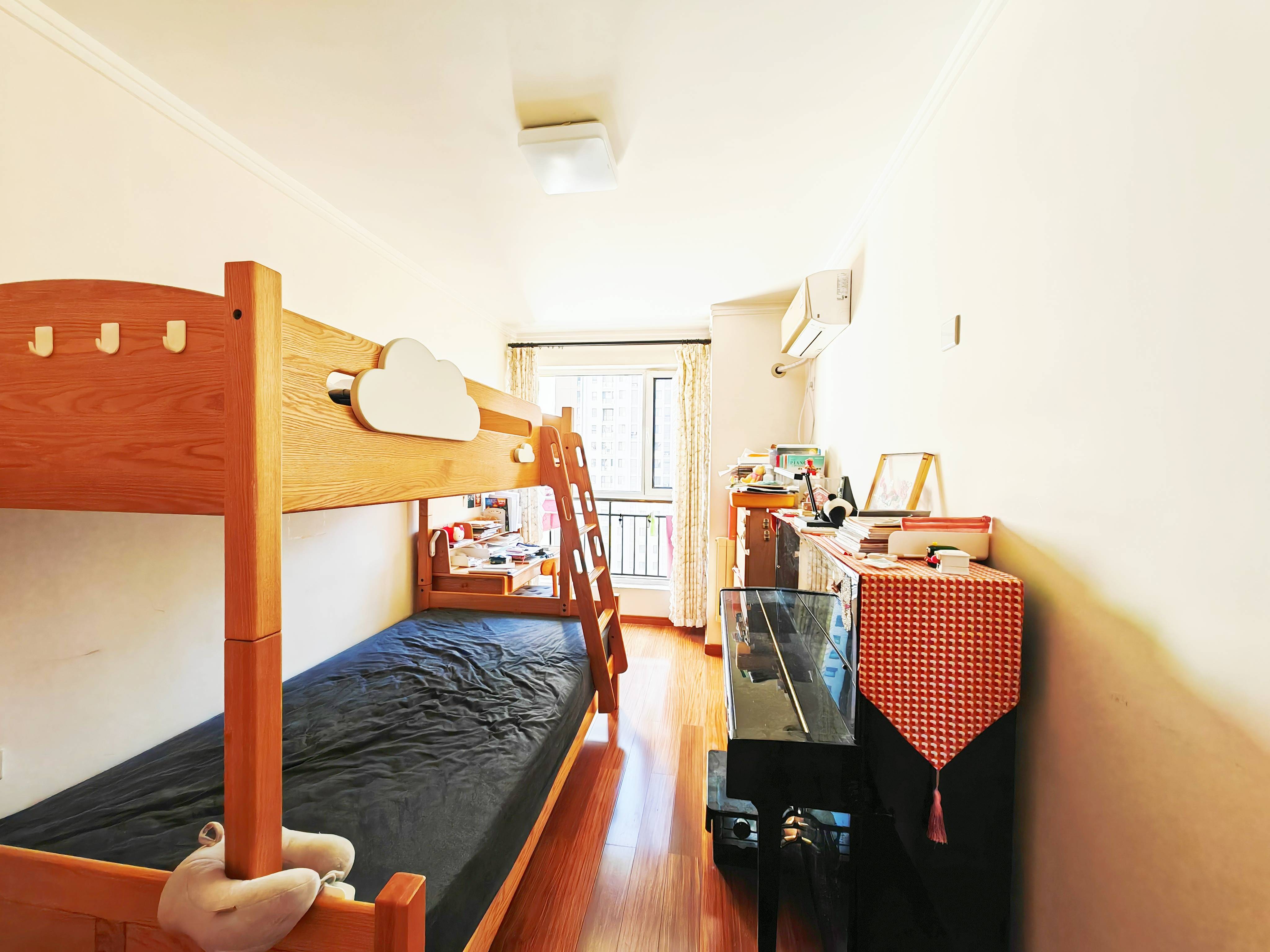 鲁能领秀城中央公园（十七、十八区）