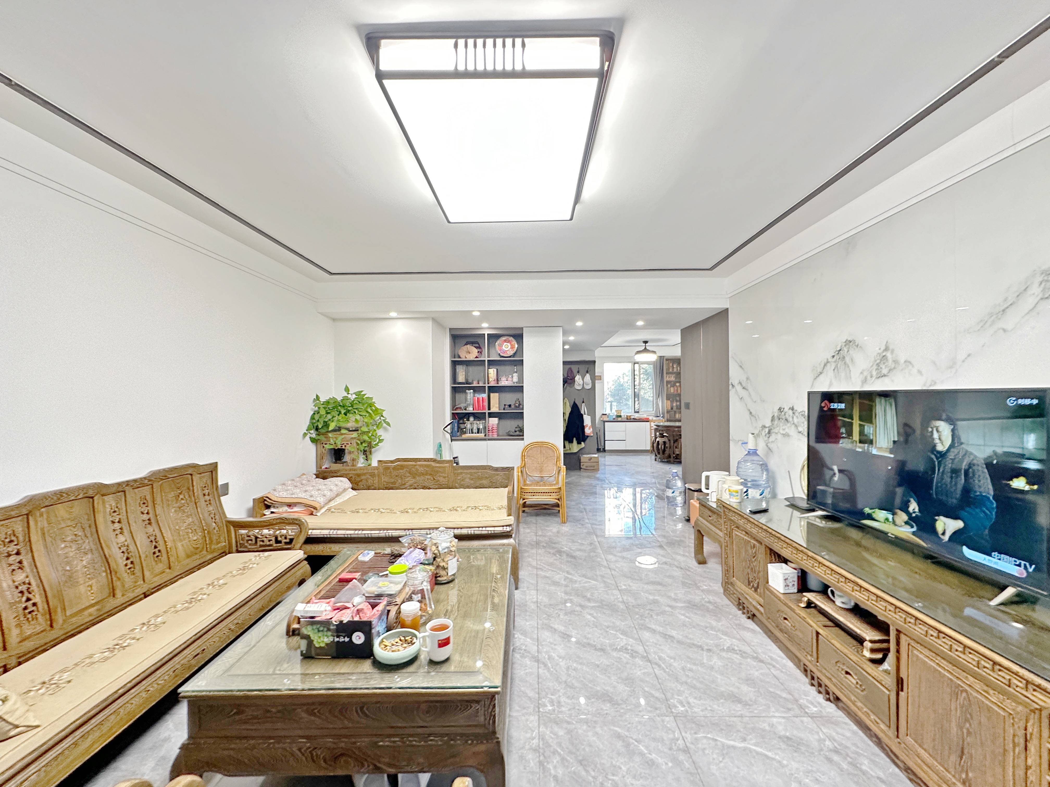  泉景天沅晴园 南北