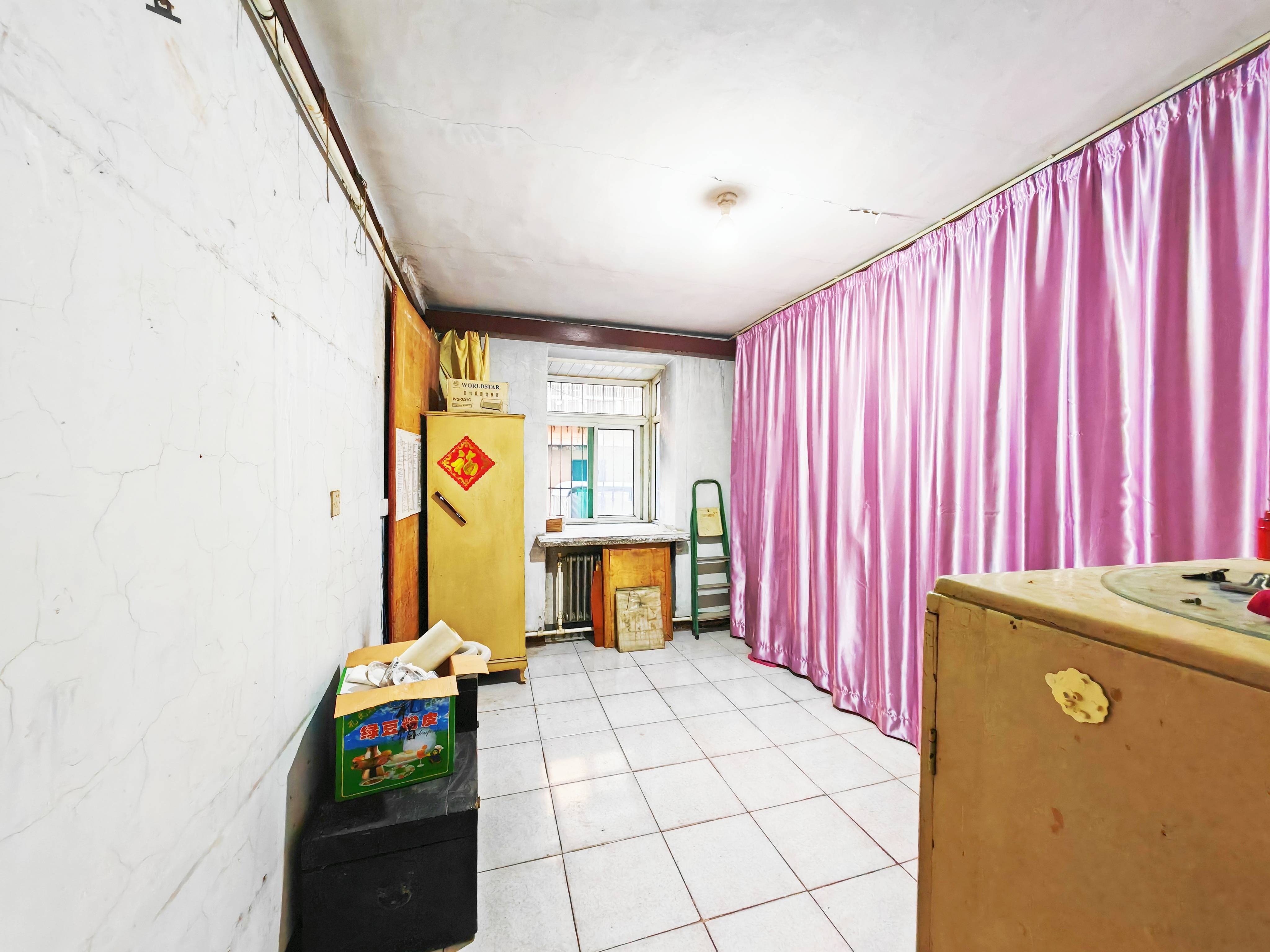 六里山南路18-1号