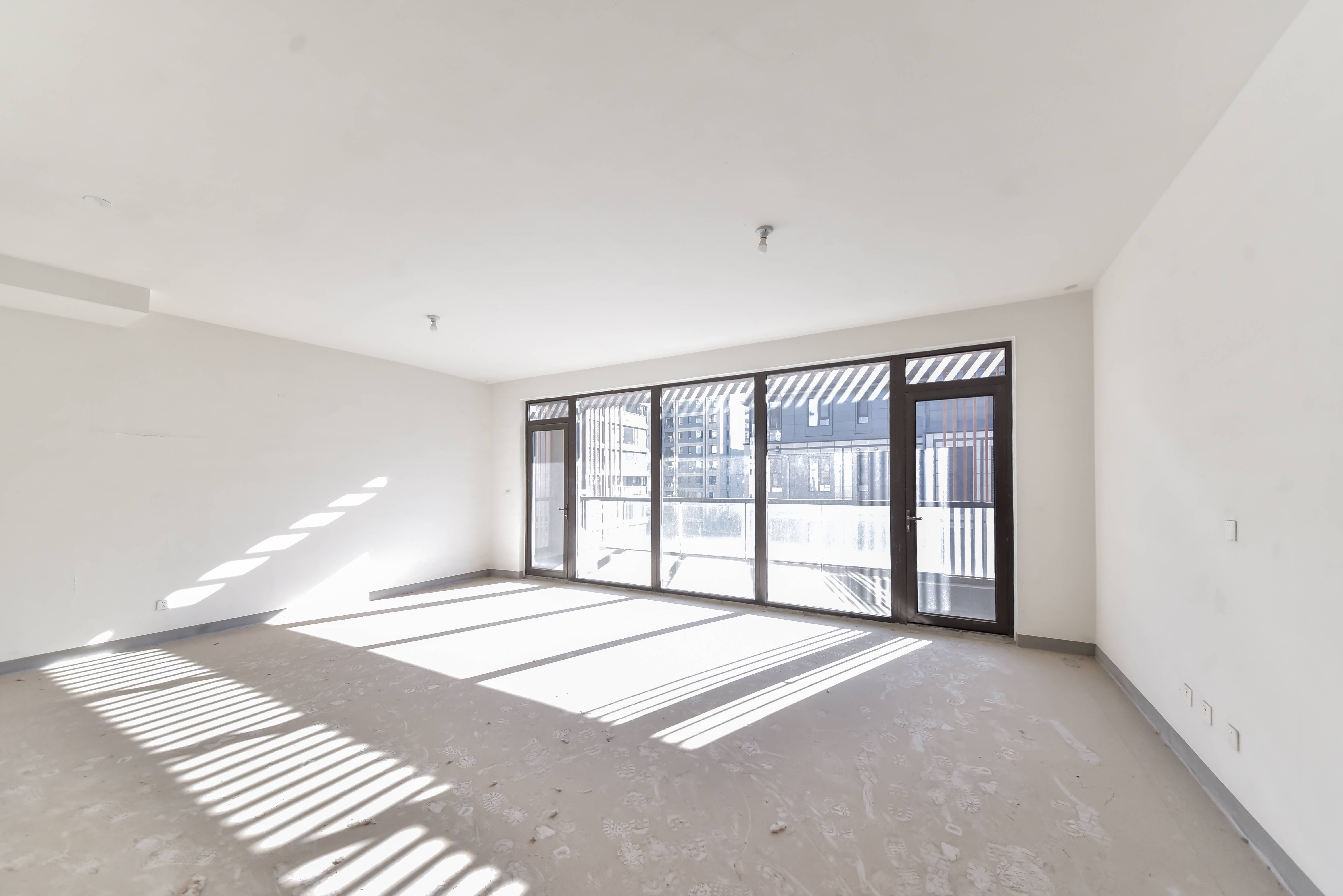  绿地御山台 南北