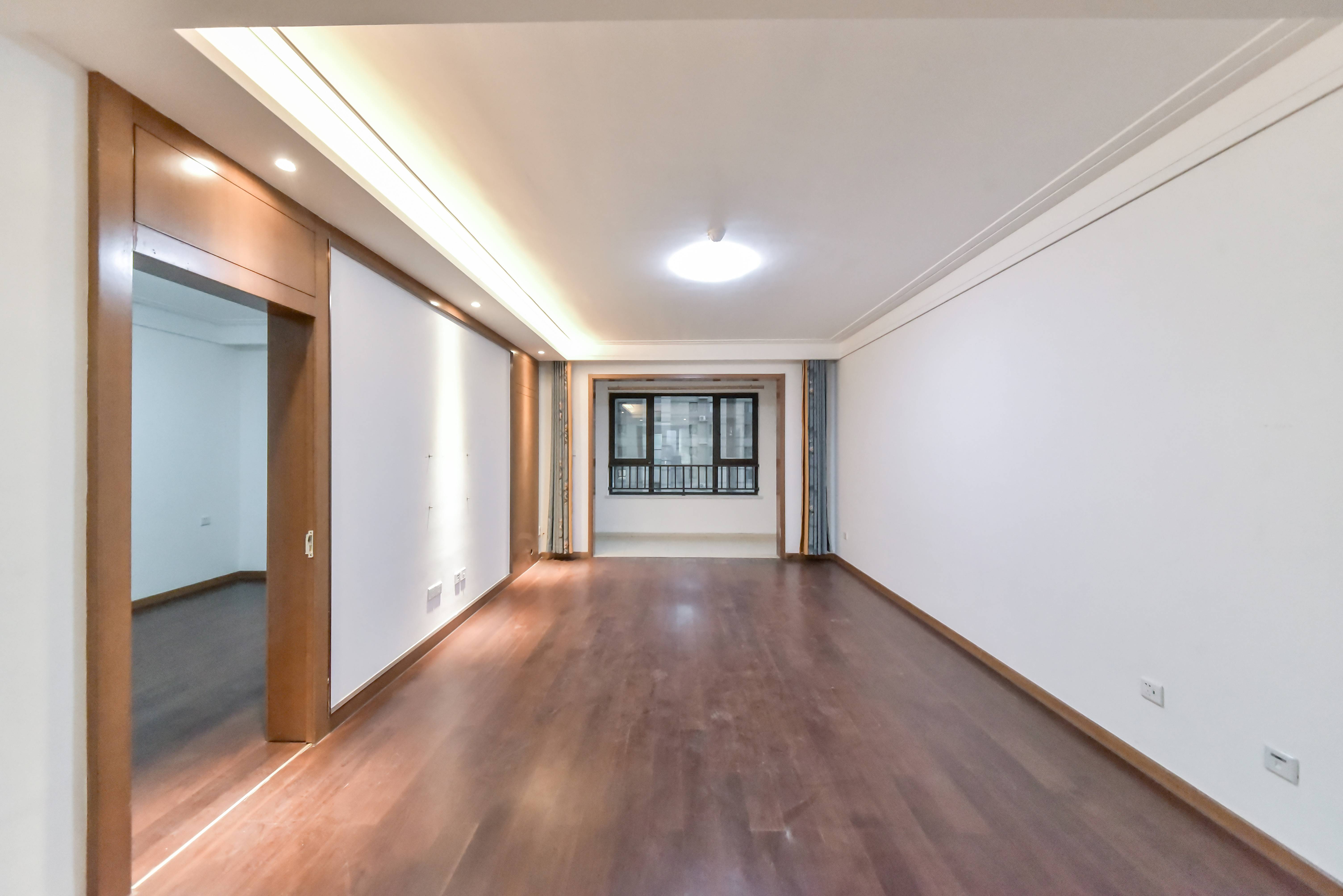  中新锦绣天地 南北