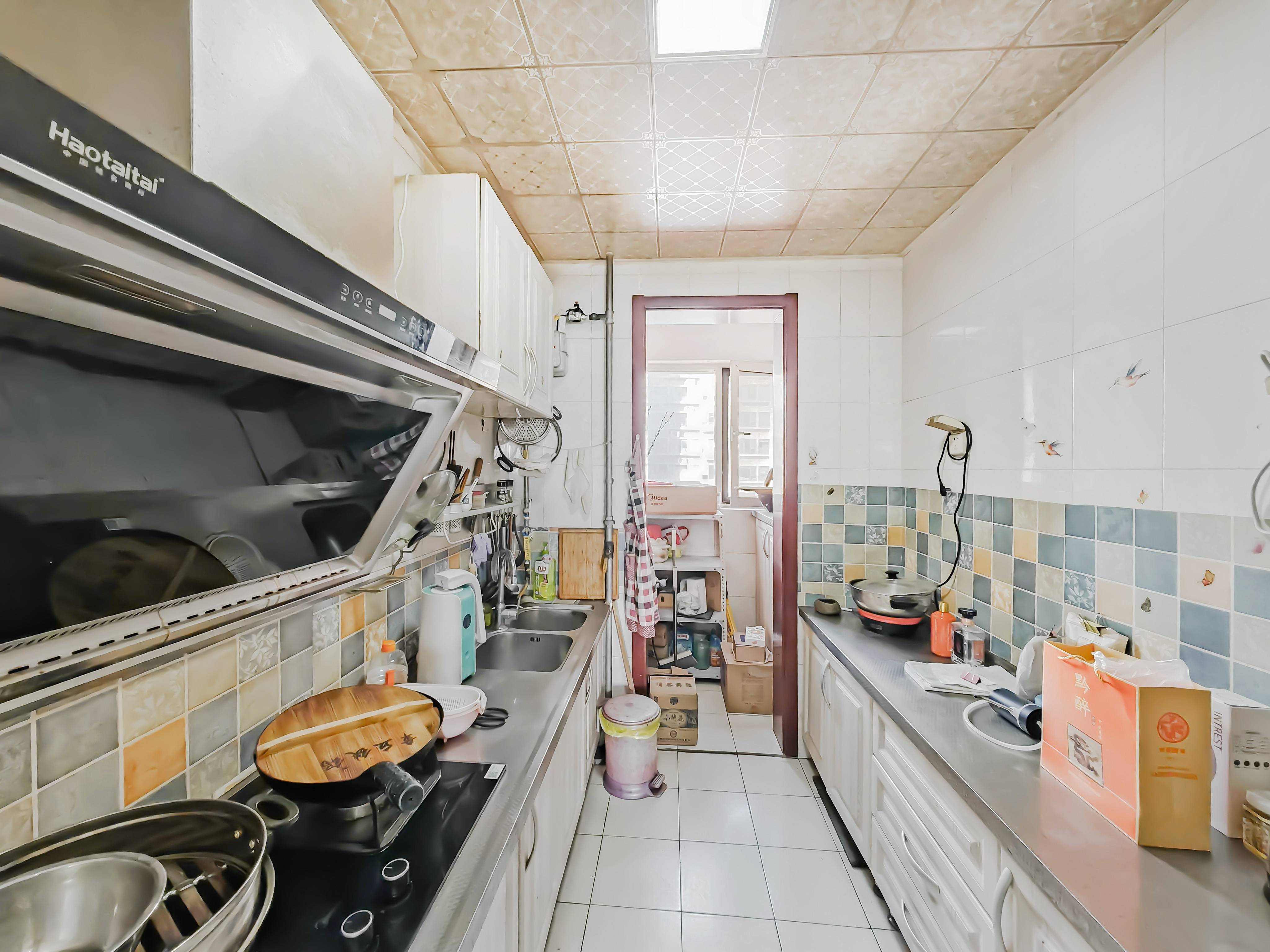 天鸿万象新天四区