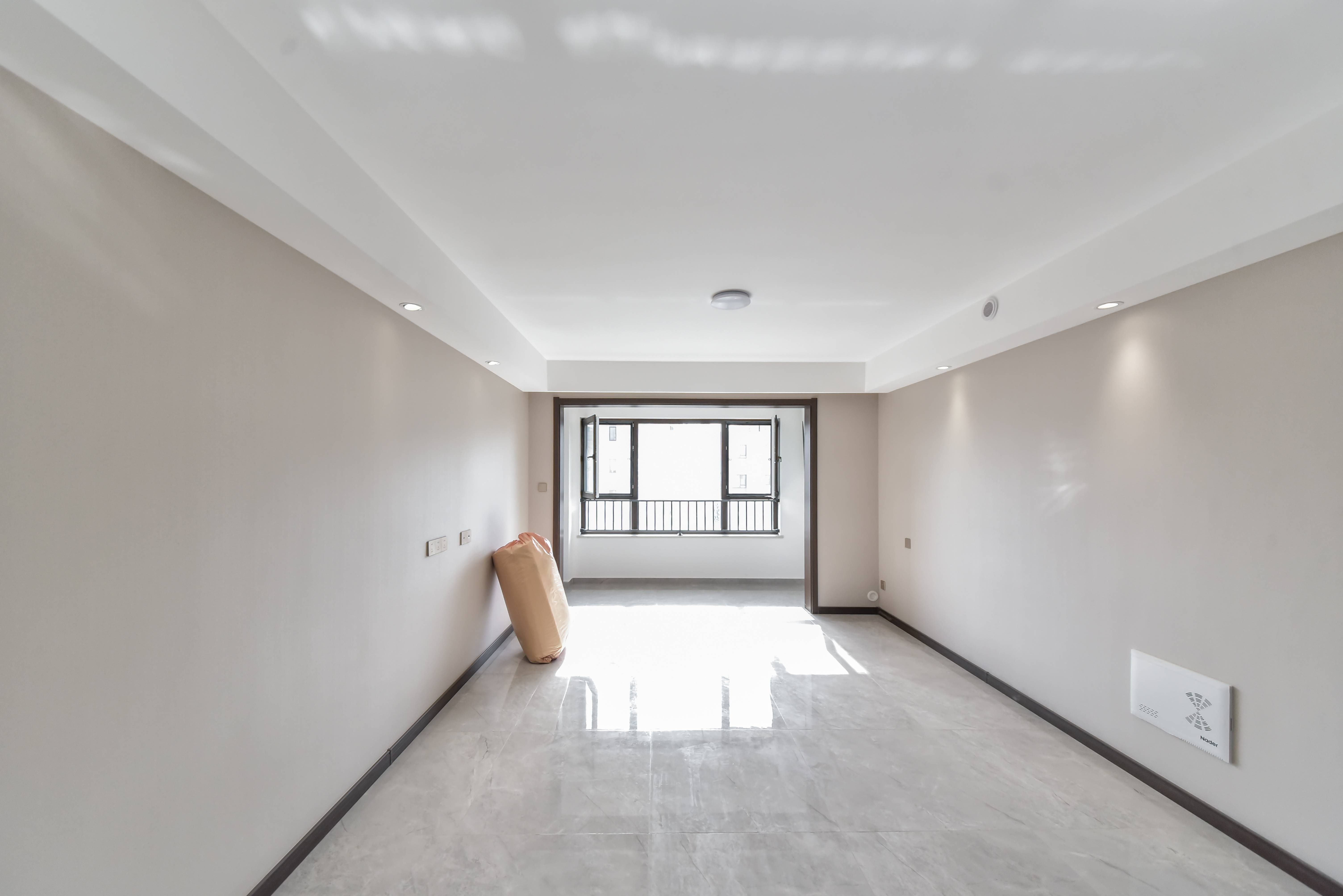  雪山万科城 南北