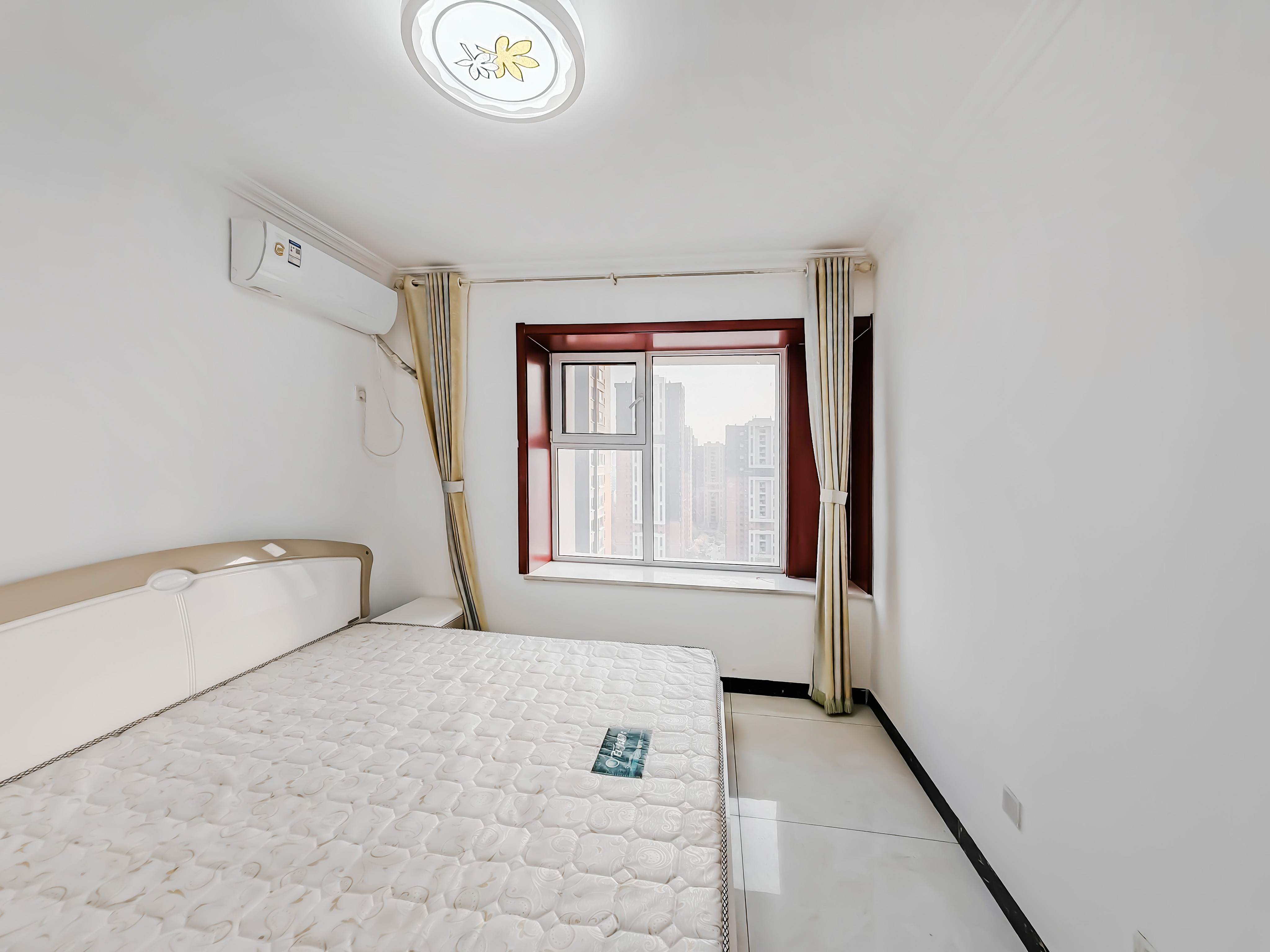 天鸿万象新天哈佛郡