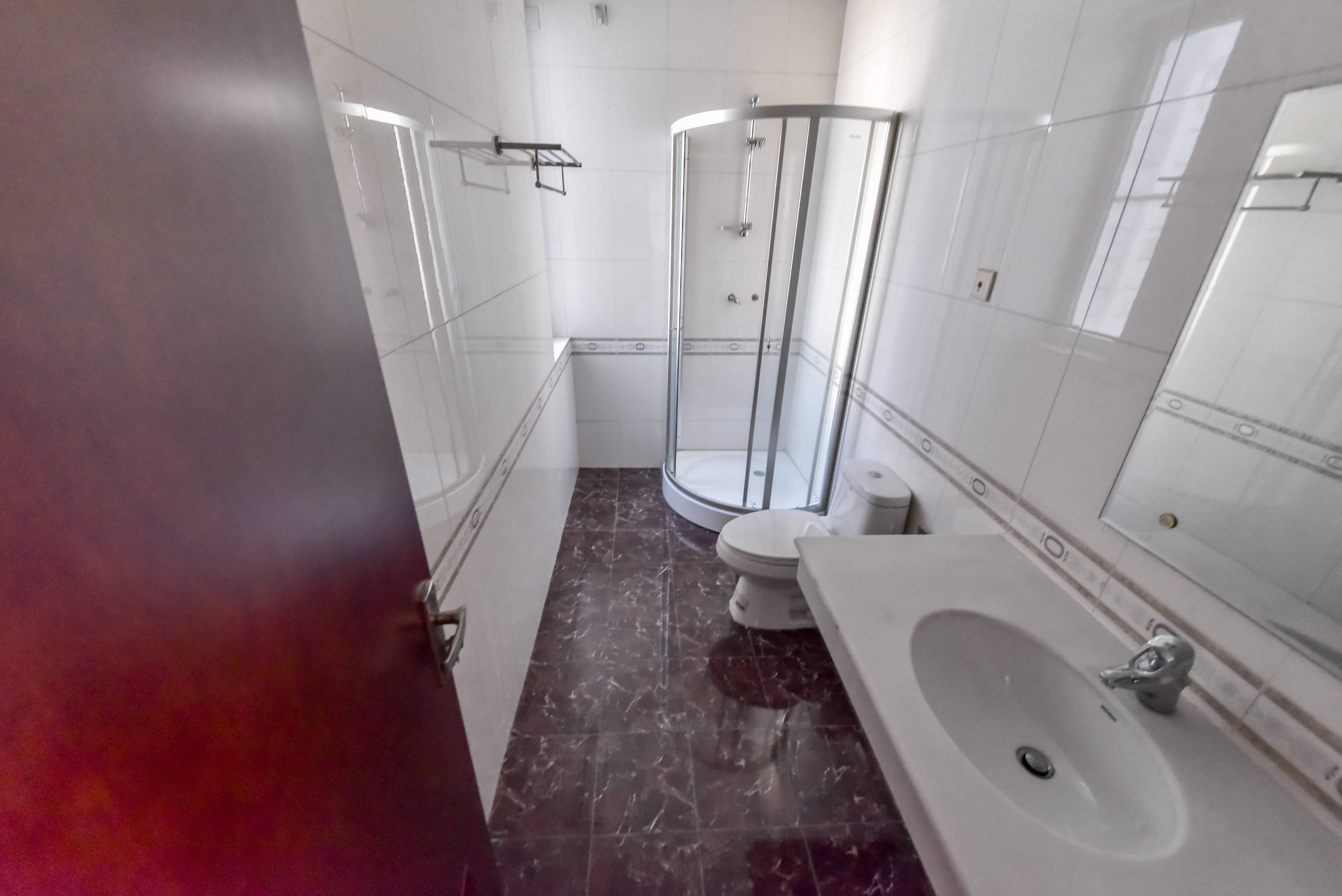 鲁信蟠龙山花园