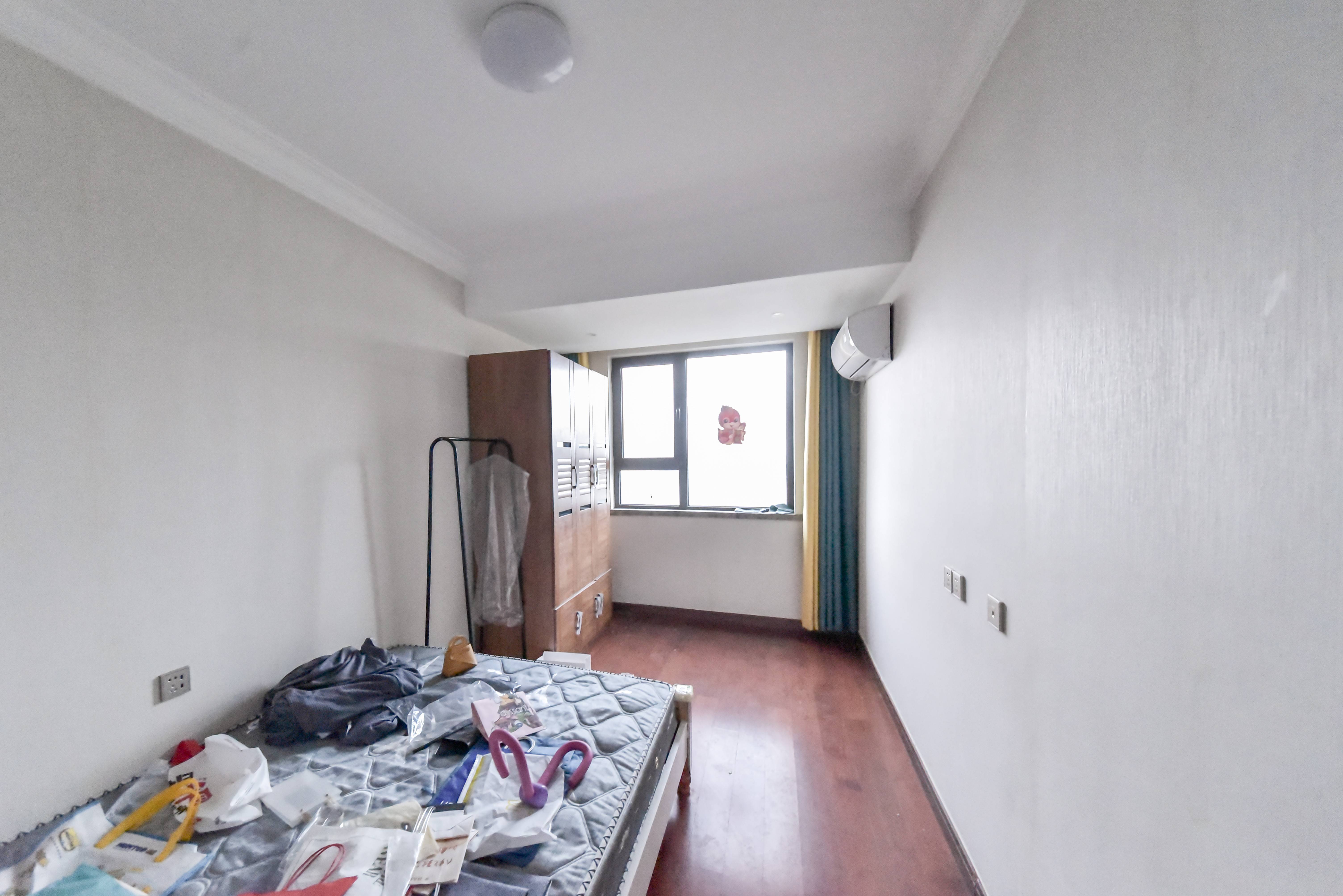 旭辉银盛泰金域蓝山