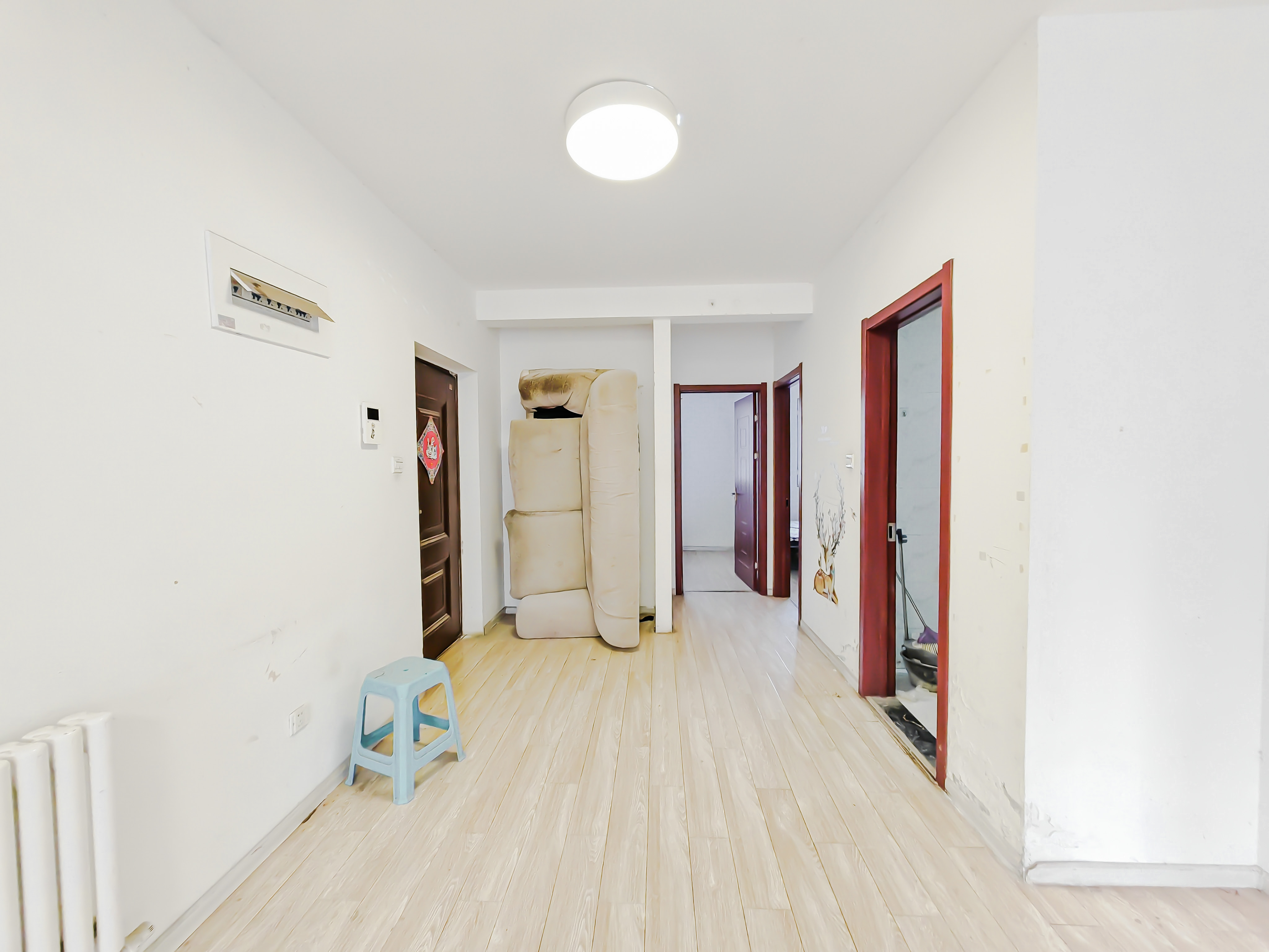 天鸿万象新天万卷府