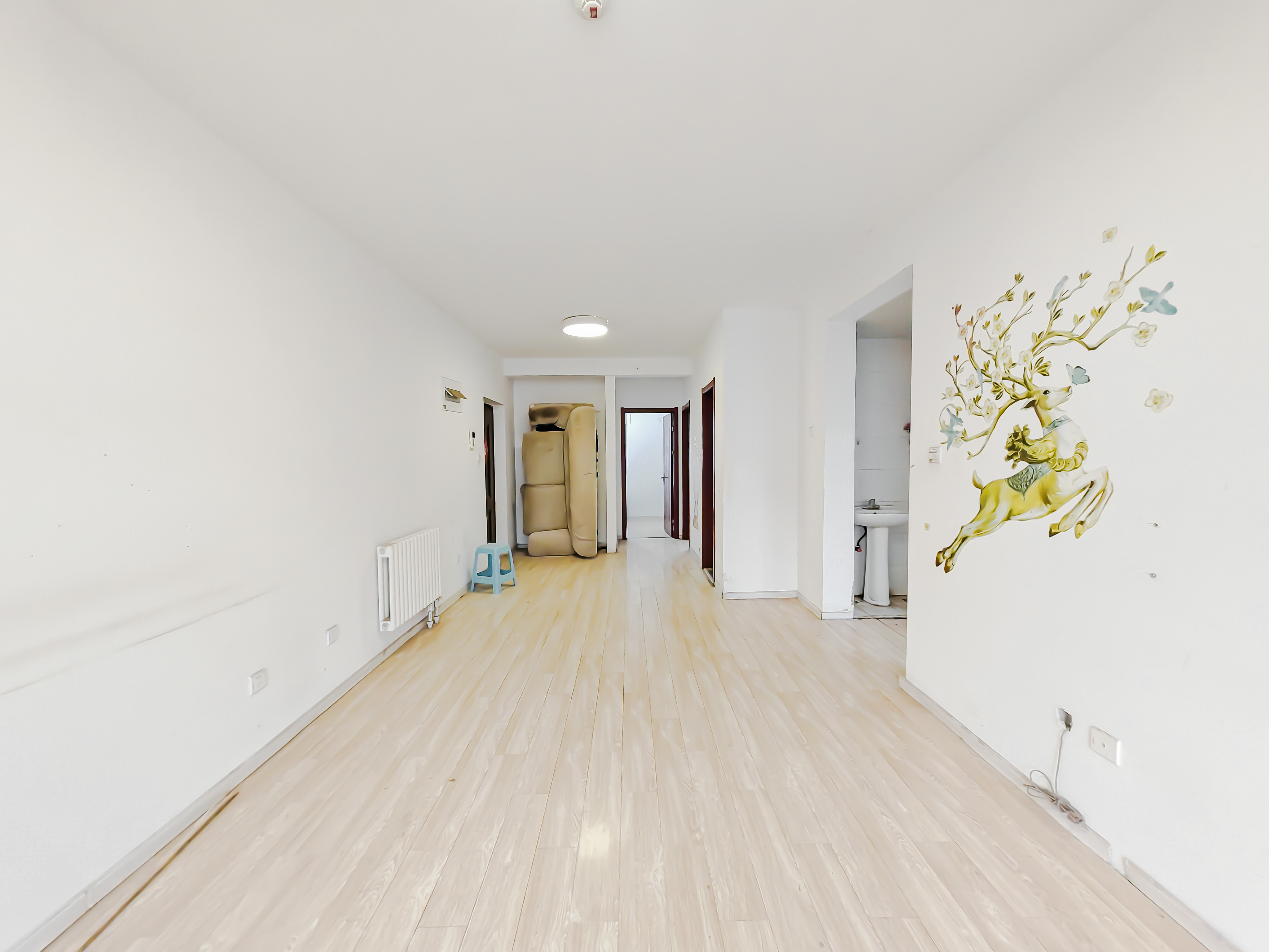 天鸿万象新天万卷府