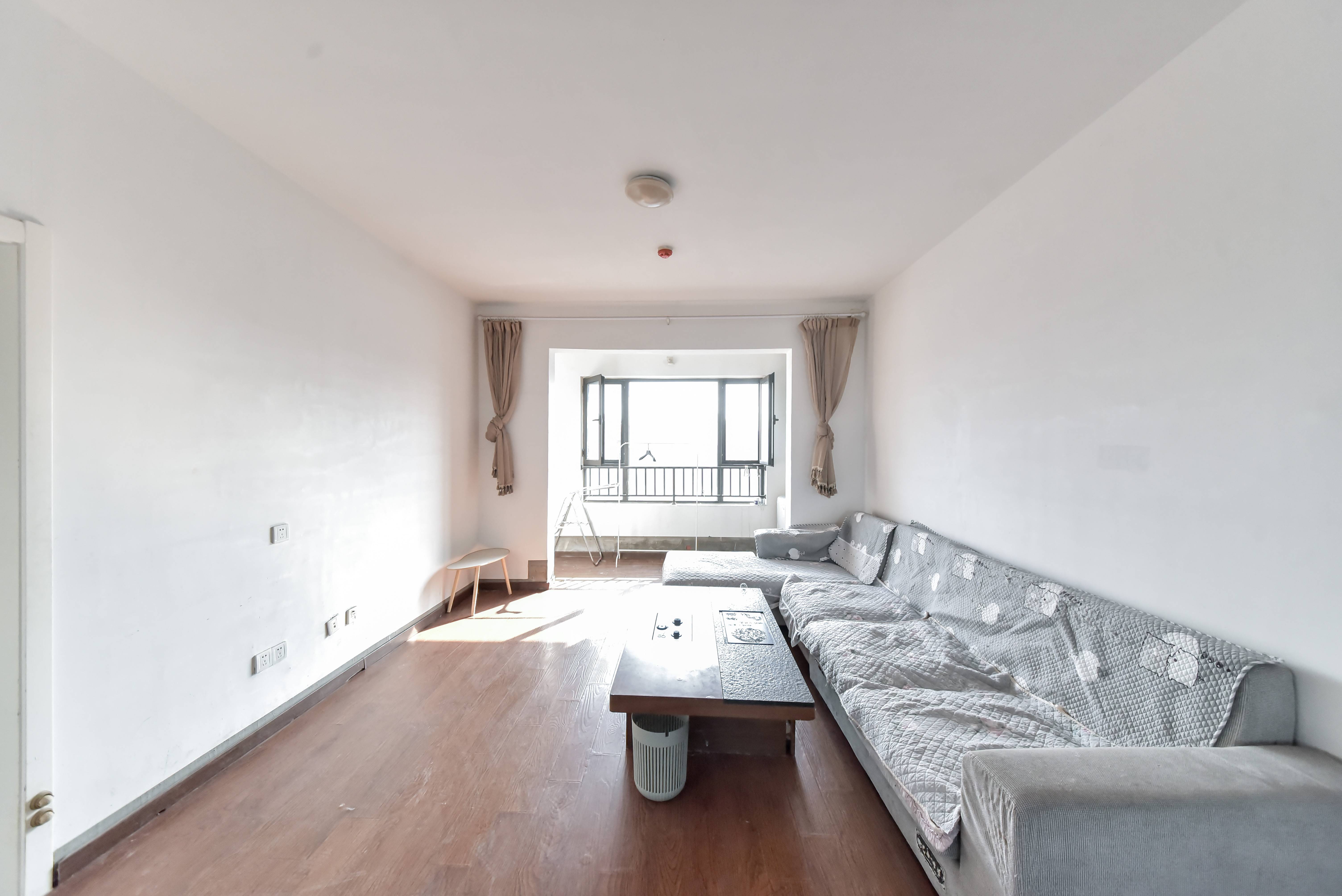  中新锦绣天地中苑四区 南北