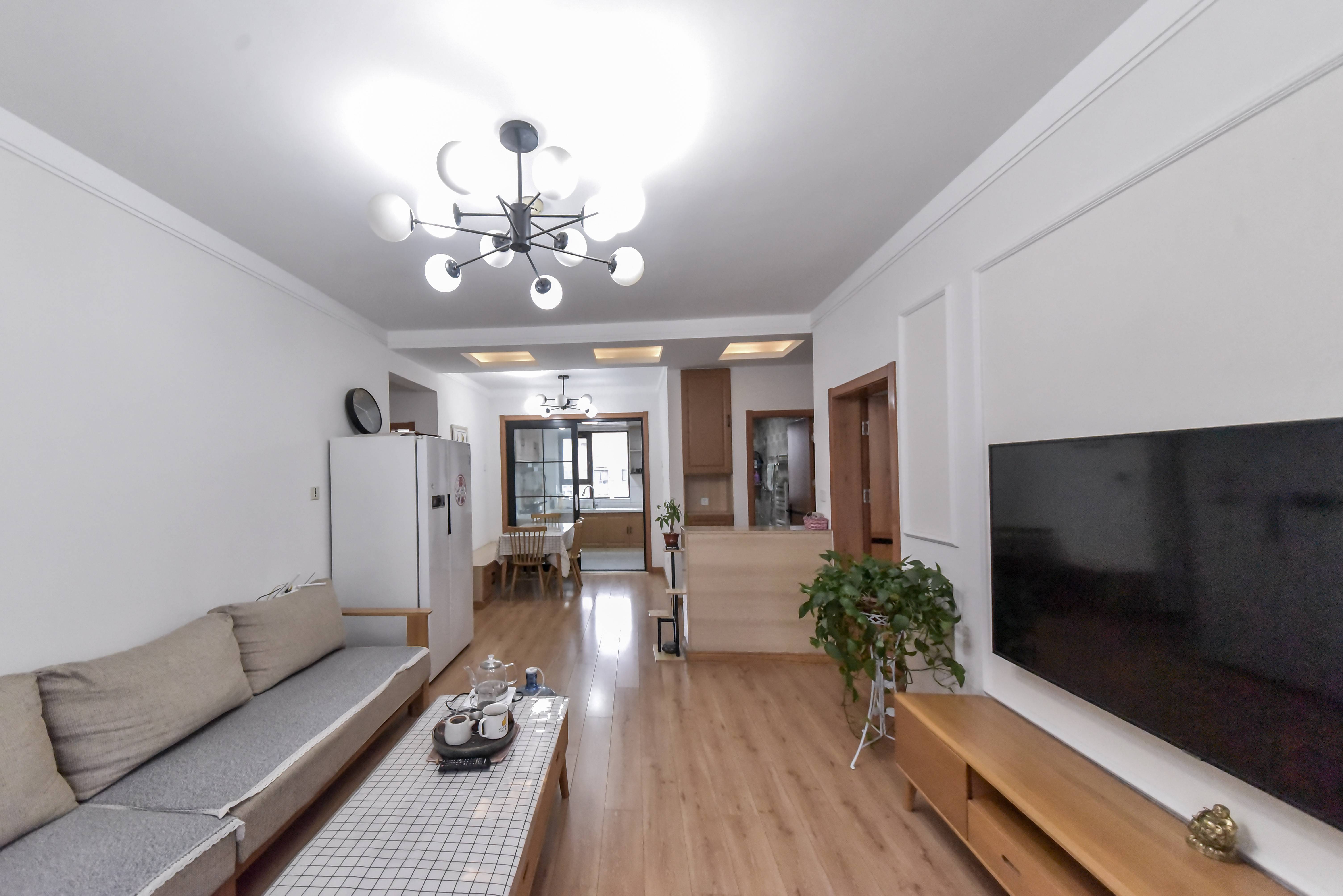  旭辉银盛泰金域蓝山 南北