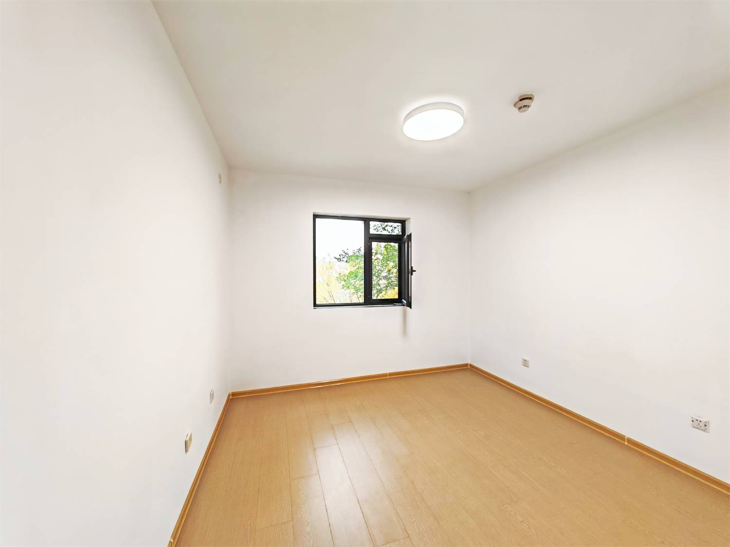 鲁能领秀城中央公园东区