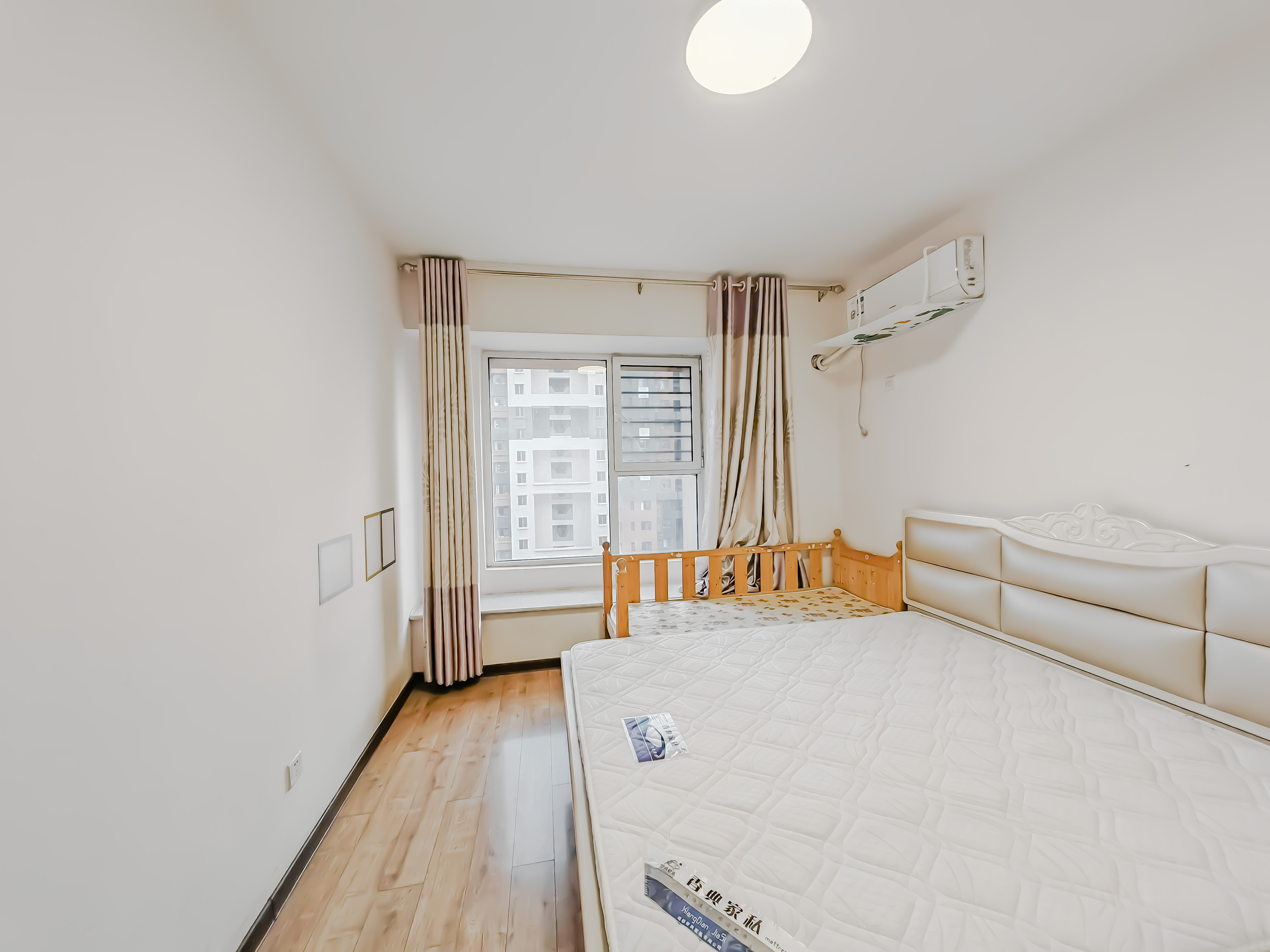 天鸿万象新天理想郡