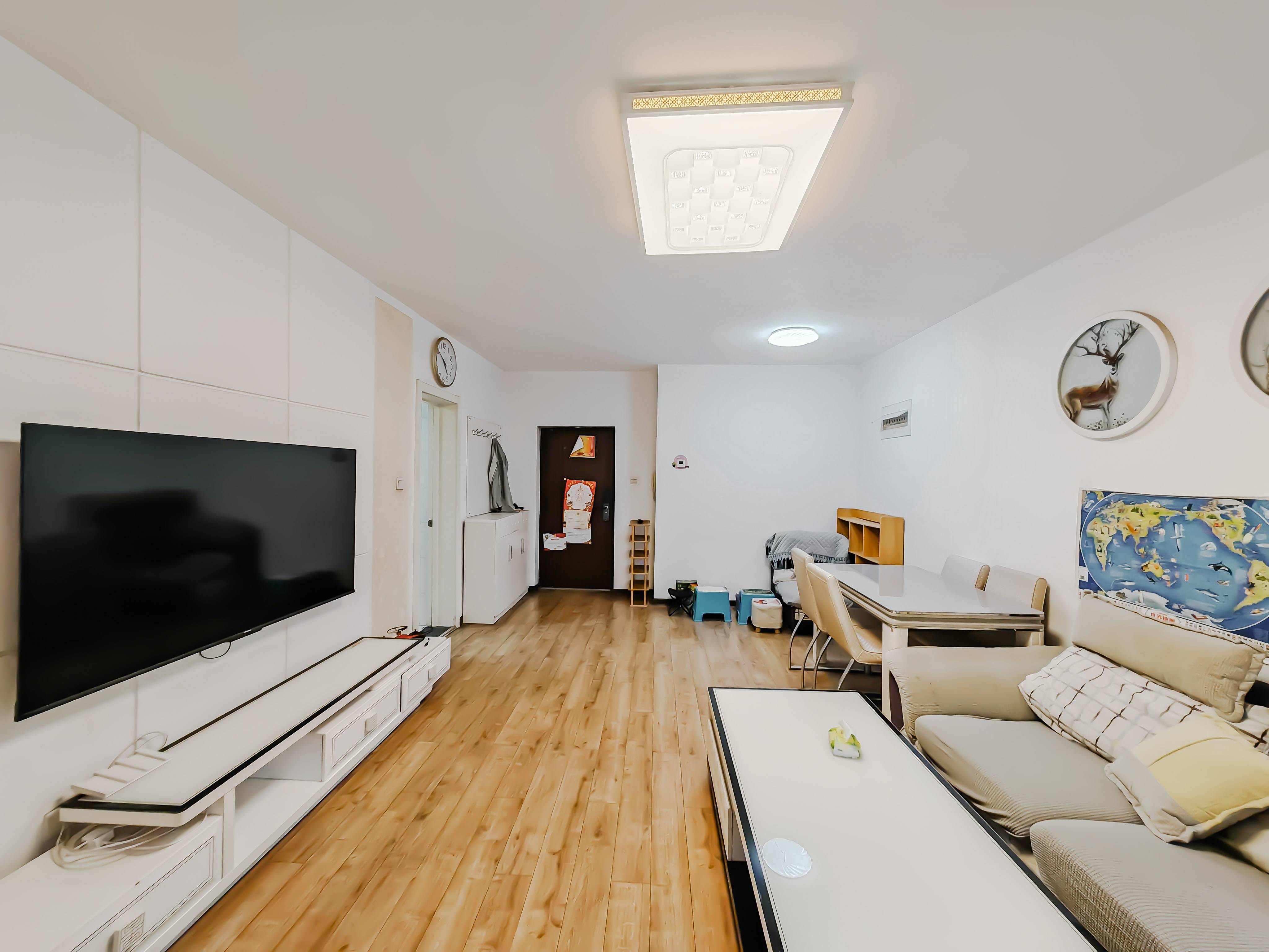  天鸿万象新天理想郡 南北