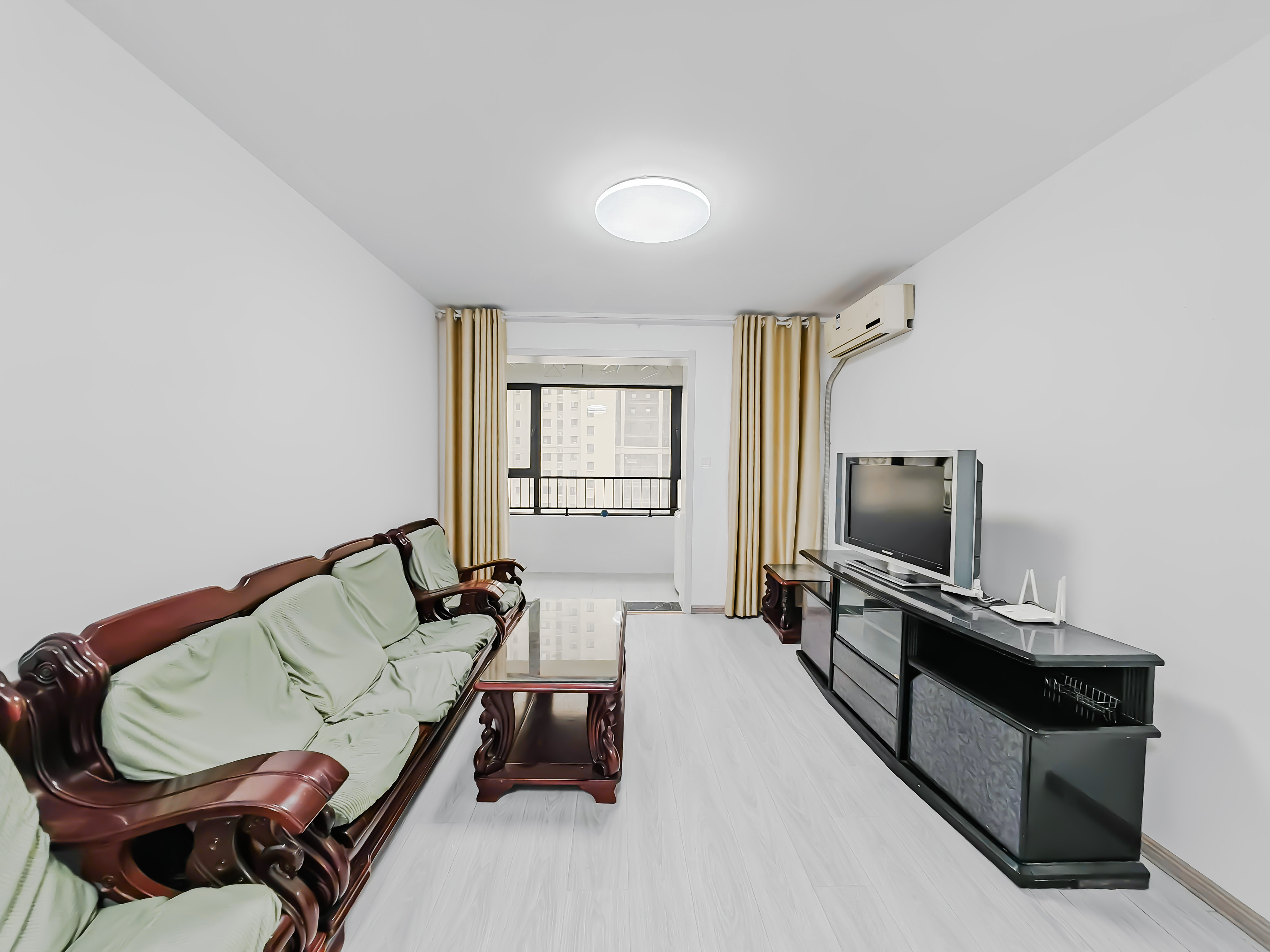  新城香溢华庭 南北