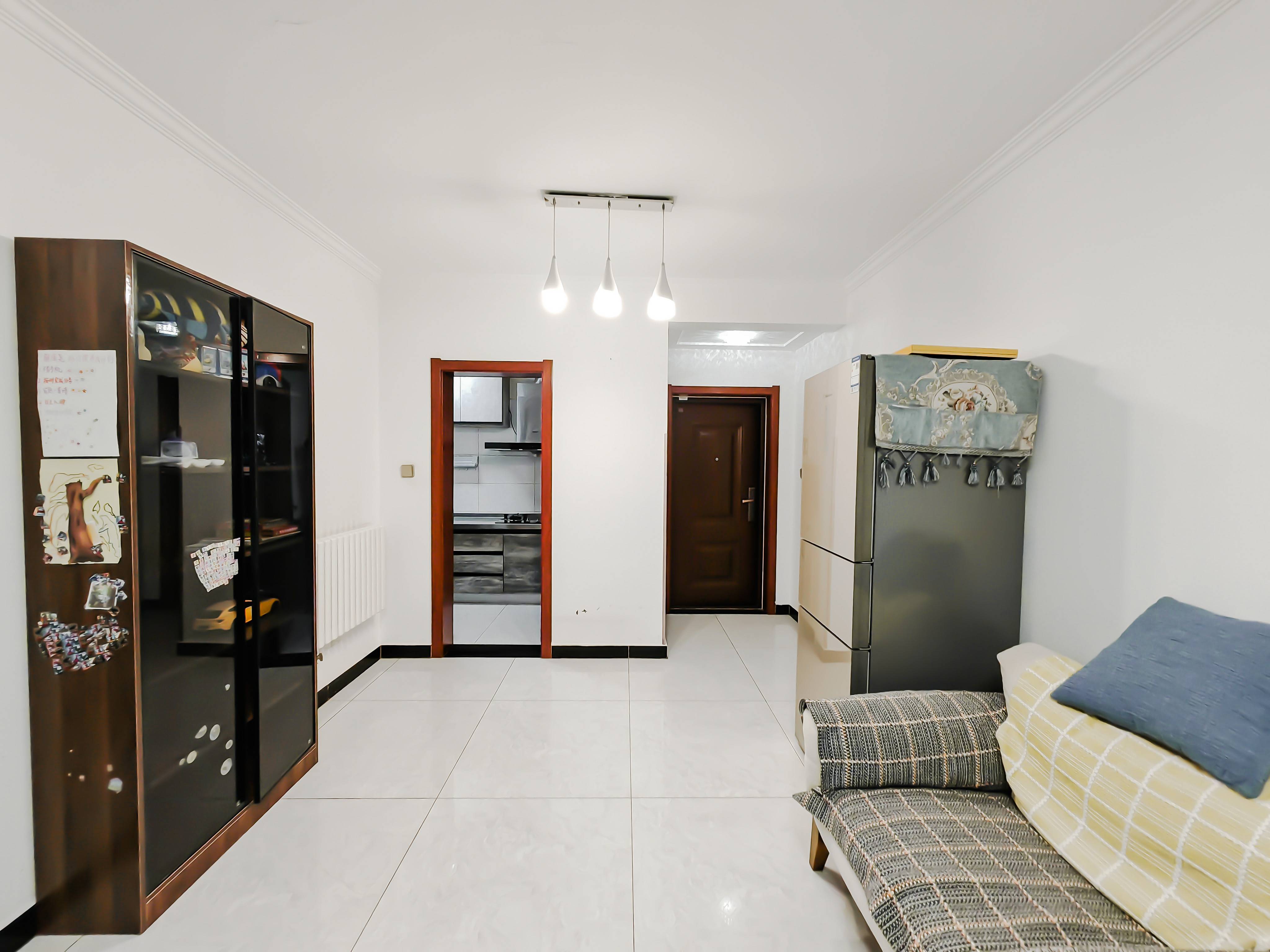 天鸿万象新天万卷府