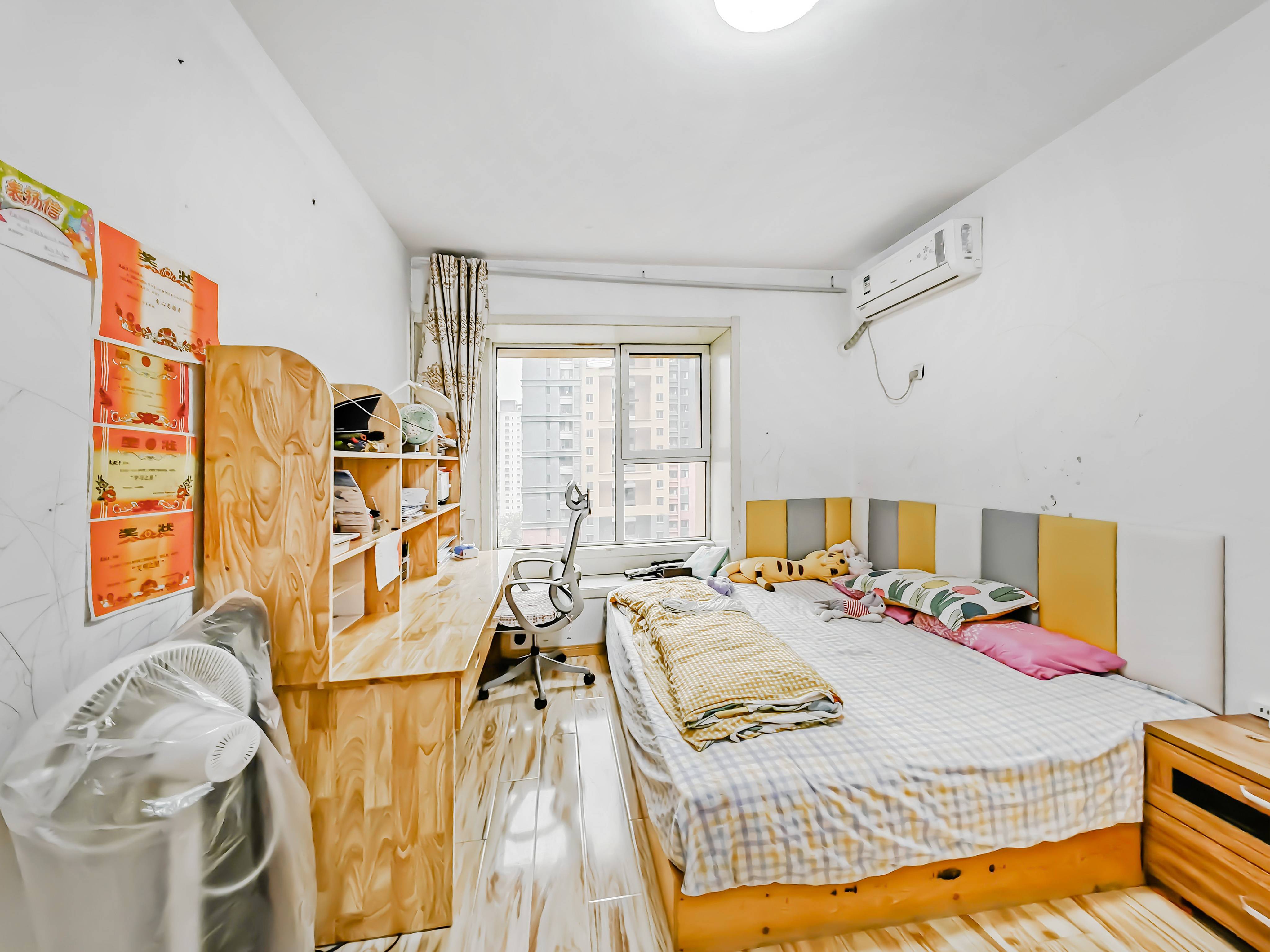 天鸿万象新天理想郡